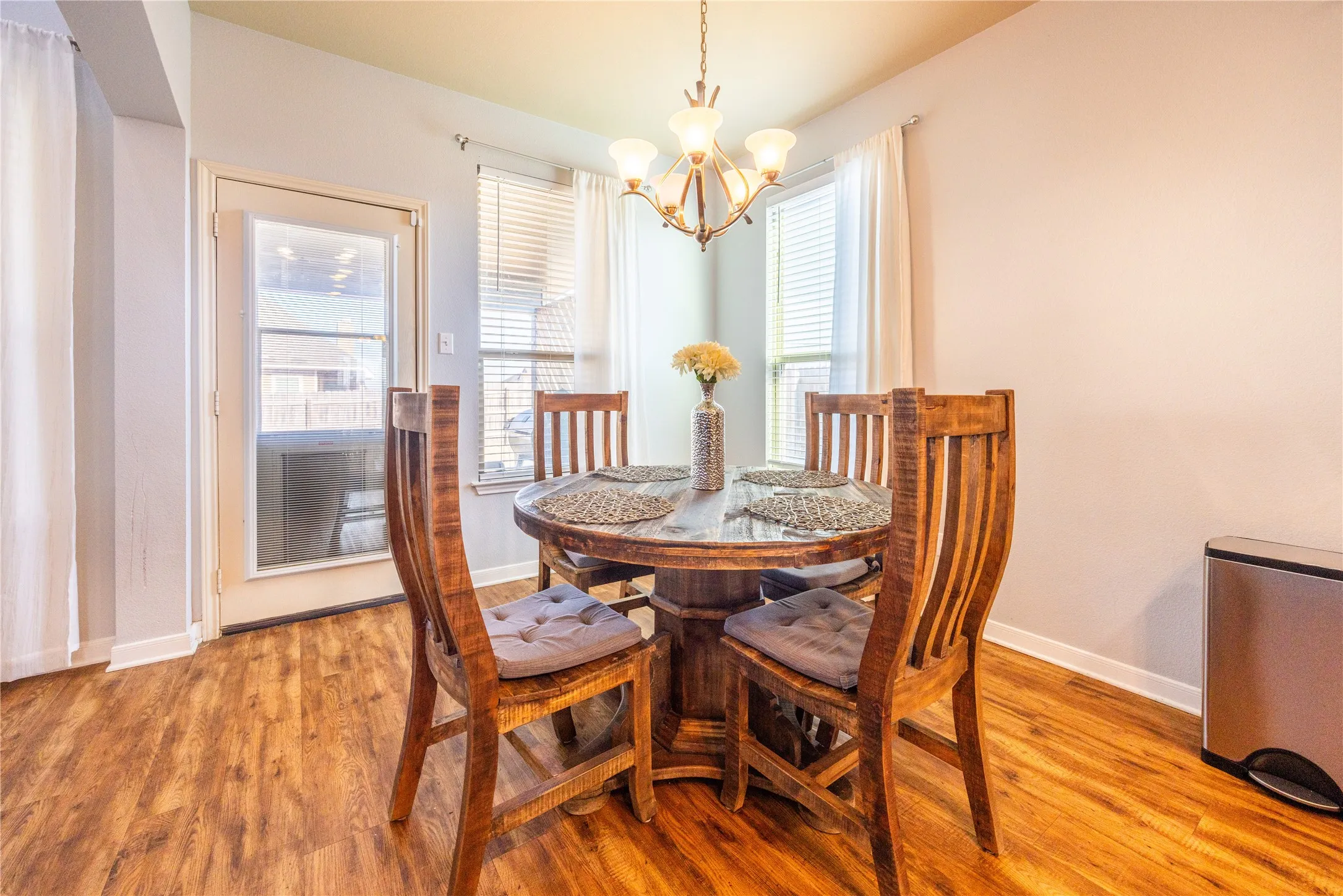 Single Family Residence For Sale in Mc Lennan County , 10864 Aurora, Waco, Texas 76708, 4 Bedrooms, 3 Bathrooms, 2 Garage spaces, 2,351 Sqft, built in 2014, Price $364,990, mls#21162844, Real Estate Agent in Waco, Homes For Sale in Mc Lennan county, Homes For Sale in Waco, Realtor in Waco Texas, Real Estate Brokerage Independent Realty Texas, Luminita Cordes Realtor