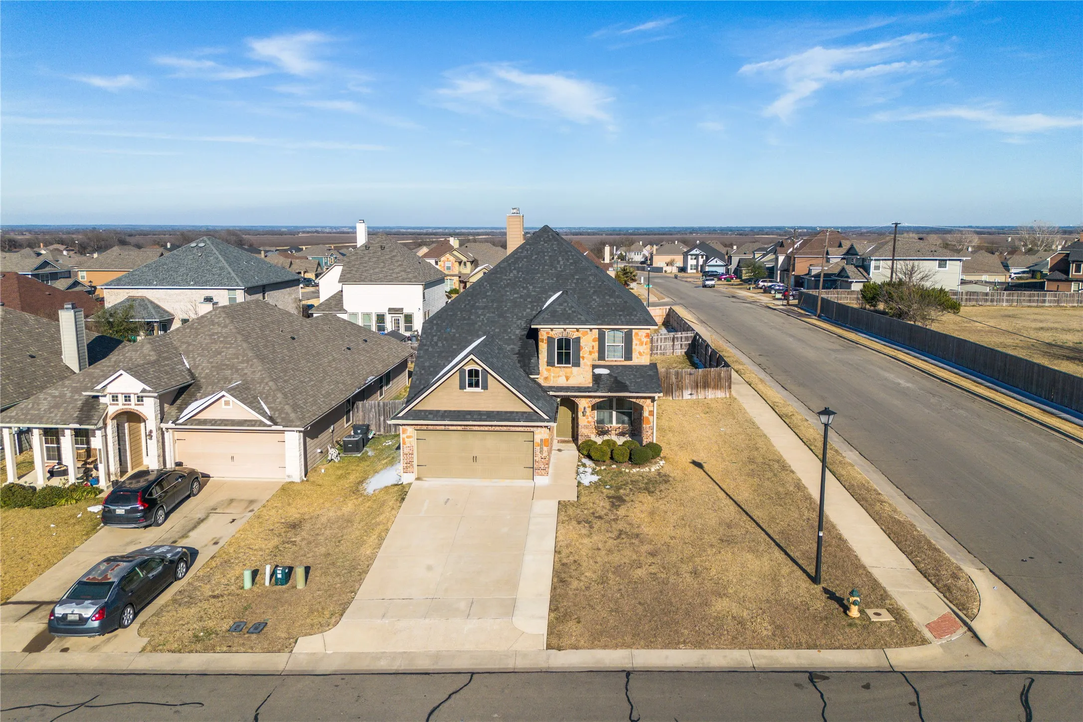 Single Family Residence For Sale in Mc Lennan County , 10864 Aurora, Waco, Texas 76708, 4 Bedrooms, 3 Bathrooms, 2 Garage spaces, 2,351 Sqft, built in 2014, Price $364,990, mls#21162844, Real Estate Agent in Waco, Homes For Sale in Mc Lennan county, Homes For Sale in Waco, Realtor in Waco Texas, Real Estate Brokerage Independent Realty Texas, Luminita Cordes Realtor