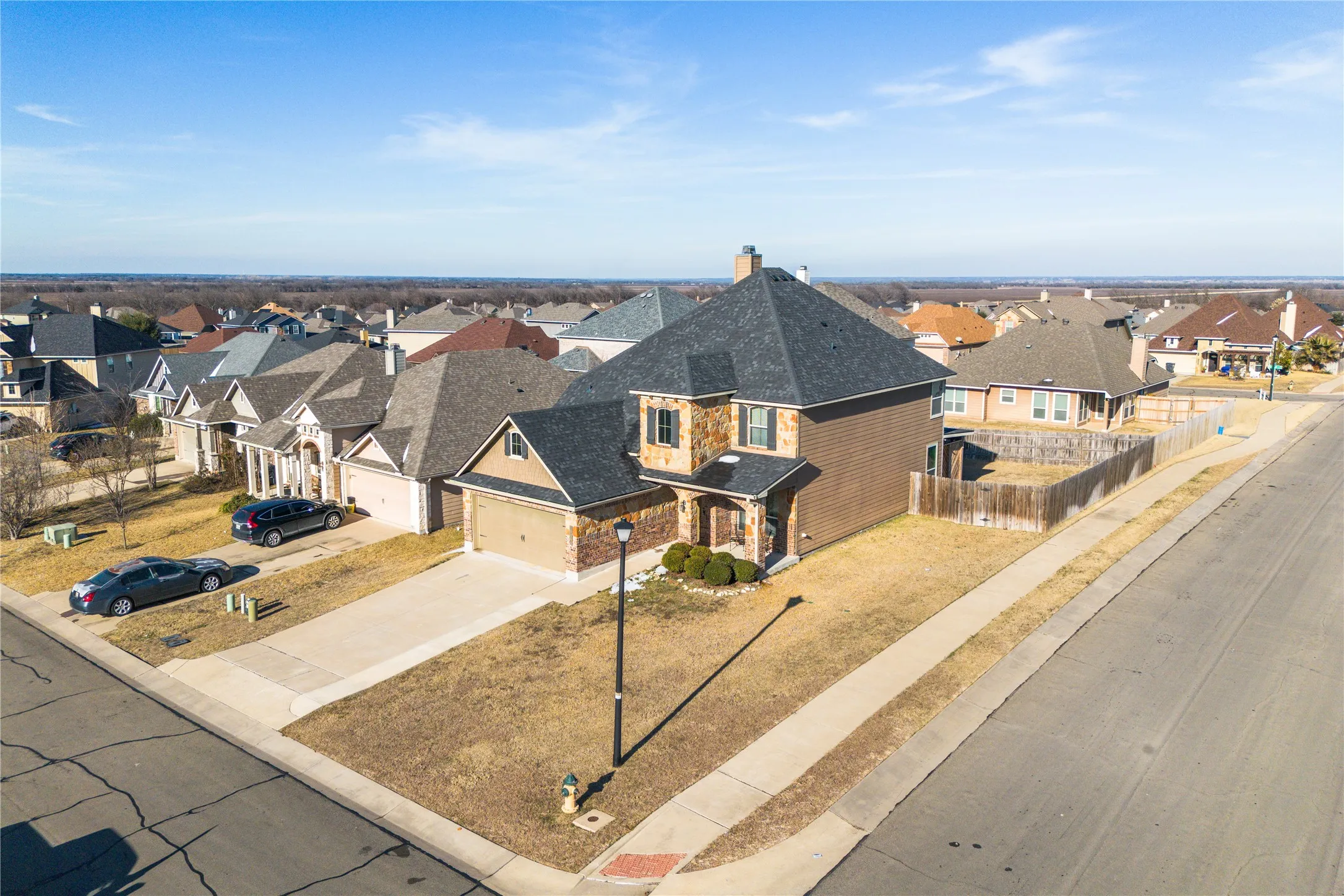 Single Family Residence For Sale in Mc Lennan County , 10864 Aurora, Waco, Texas 76708, 4 Bedrooms, 3 Bathrooms, 2 Garage spaces, 2,351 Sqft, built in 2014, Price $364,990, mls#21162844, Real Estate Agent in Waco, Homes For Sale in Mc Lennan county, Homes For Sale in Waco, Realtor in Waco Texas, Real Estate Brokerage Independent Realty Texas, Luminita Cordes Realtor