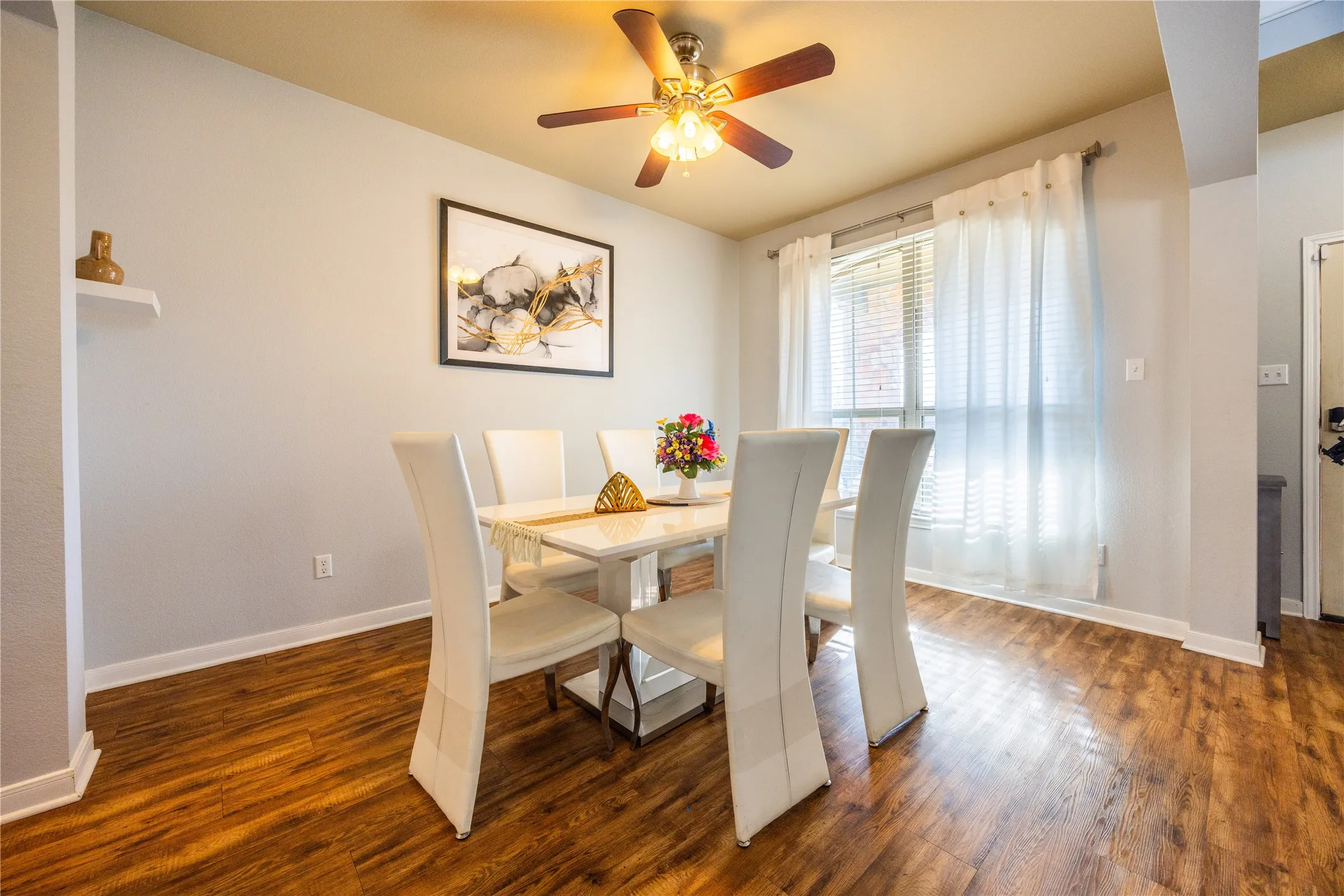 Single Family Residence For Sale in Mc Lennan County , 10864 Aurora, Waco, Texas 76708, 4 Bedrooms, 3 Bathrooms, 2 Garage spaces, 2,351 Sqft, built in 2014, Price $364,990, mls#21162844, Real Estate Agent in Waco, Homes For Sale in Mc Lennan county, Homes For Sale in Waco, Realtor in Waco Texas, Real Estate Brokerage Independent Realty Texas, Luminita Cordes Realtor