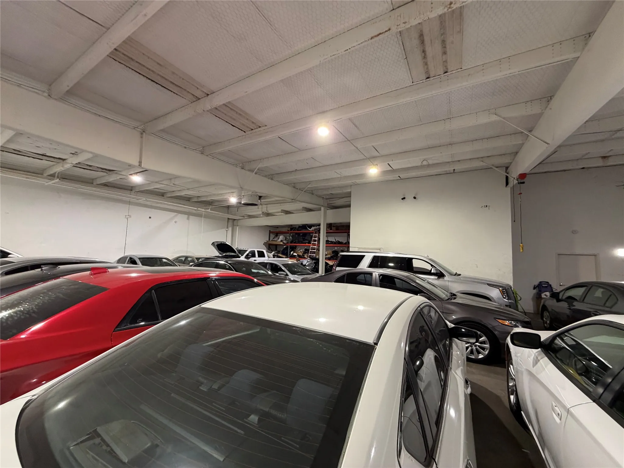 Industrial For Sale in Dallas County , 11252 Goodnight Lane, Dallas, Texas 75229, 0, 0, Garage spaces, 0 Sqft, built in 1983, Preowned, mls#21162363, Real Estate Agent in Dallas, Homes For Sale in Dallas county, Homes For Sale in Dallas, Realtor in Dallas Texas, Real Estate Brokerage Independent Realty Texas, Luminita Cordes Realtor