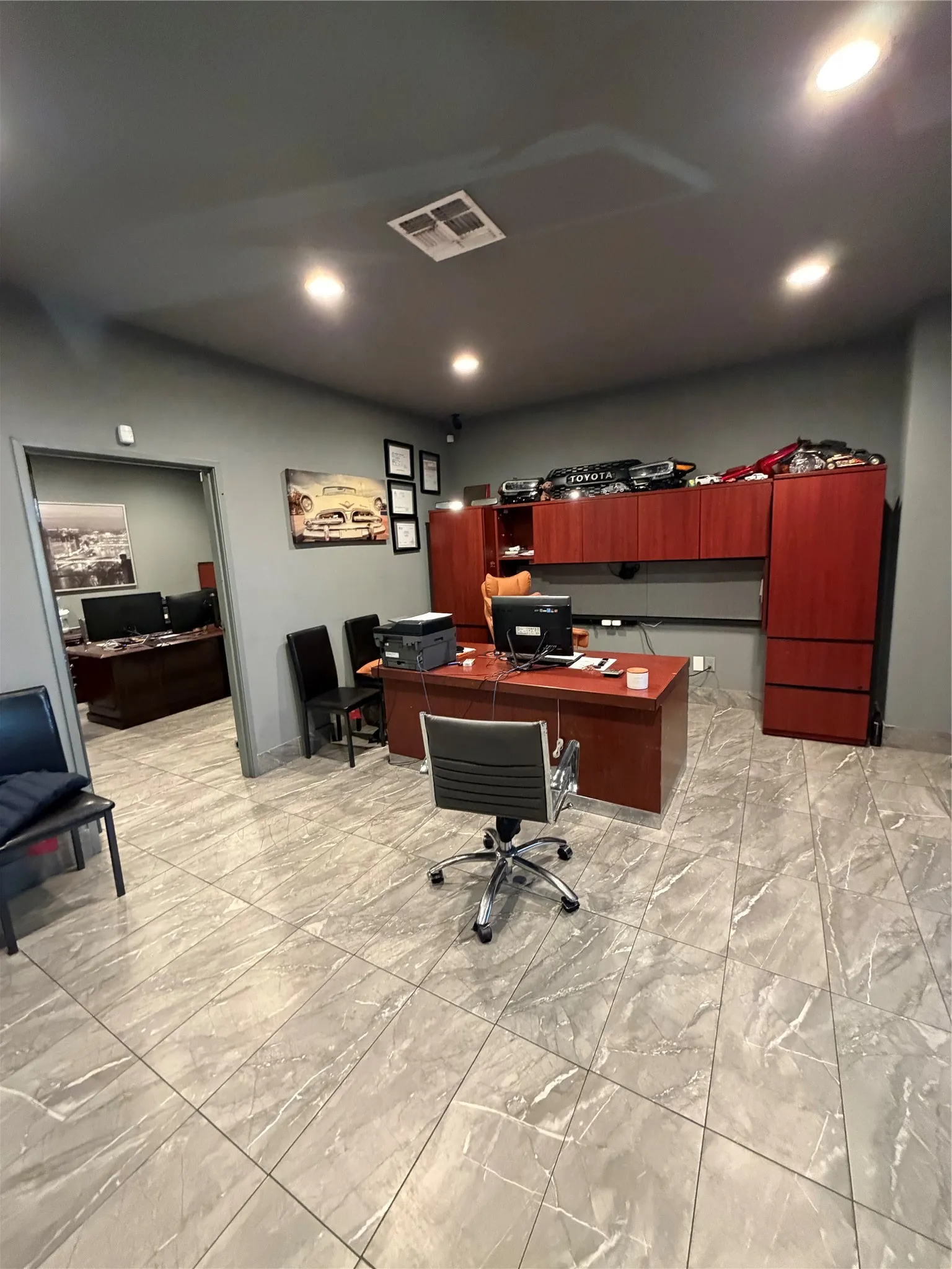 Industrial For Sale in Dallas County , 11252 Goodnight Lane, Dallas, Texas 75229, 0, 0, Garage spaces, 0 Sqft, built in 1983, Preowned, mls#21162363, Real Estate Agent in Dallas, Homes For Sale in Dallas county, Homes For Sale in Dallas, Realtor in Dallas Texas, Real Estate Brokerage Independent Realty Texas, Luminita Cordes Realtor