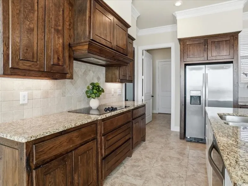 Kitchen cooktop