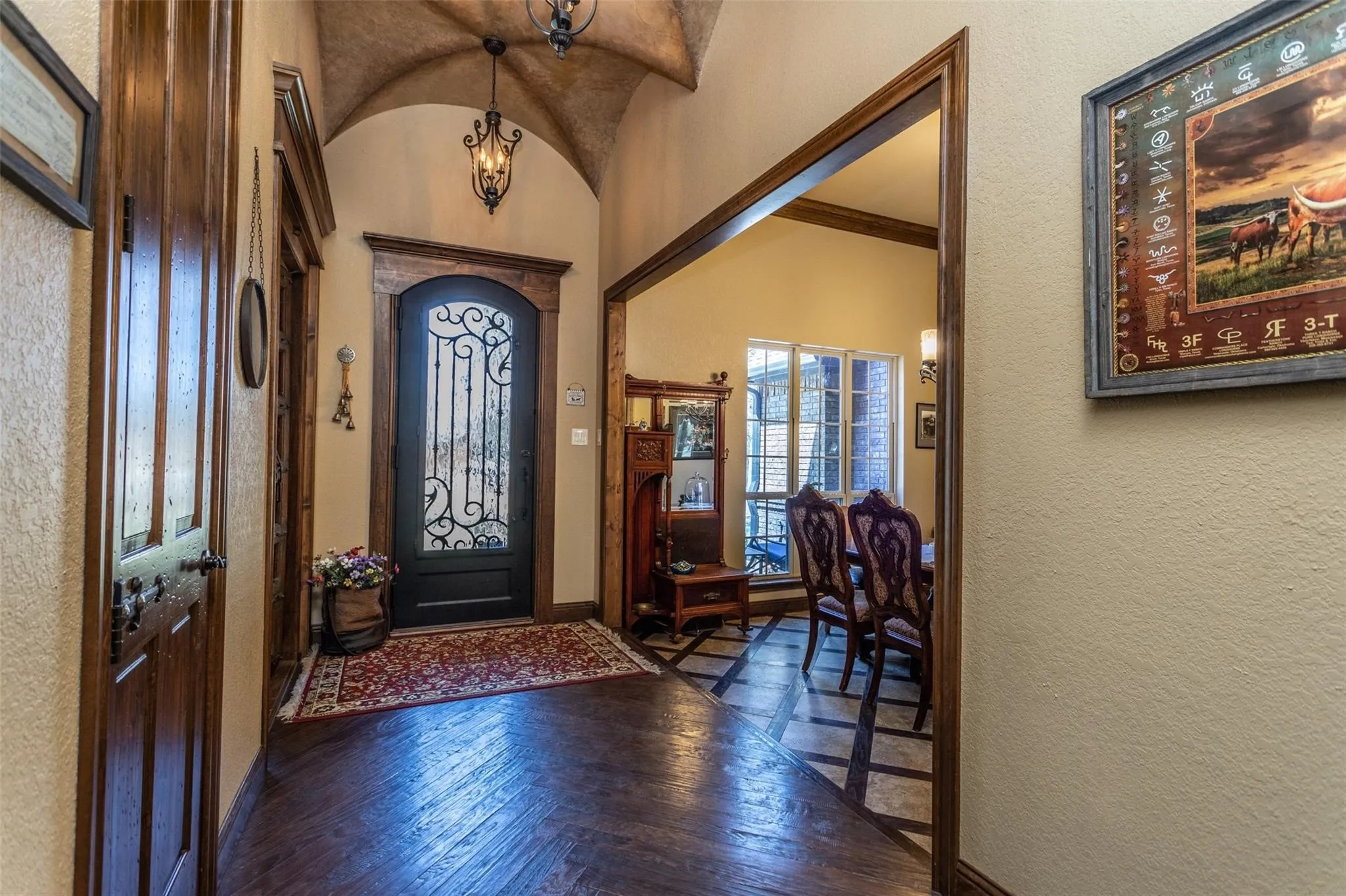 Look at those custom ceilings!