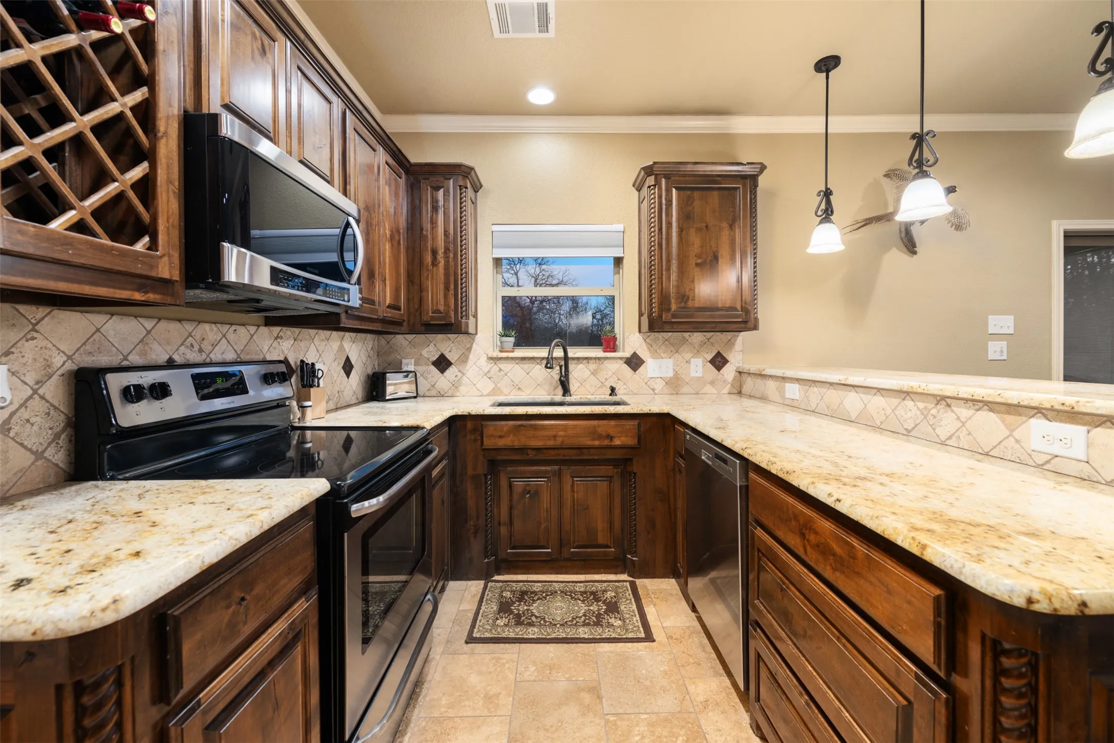 Stainless steel appliances, granite countertops