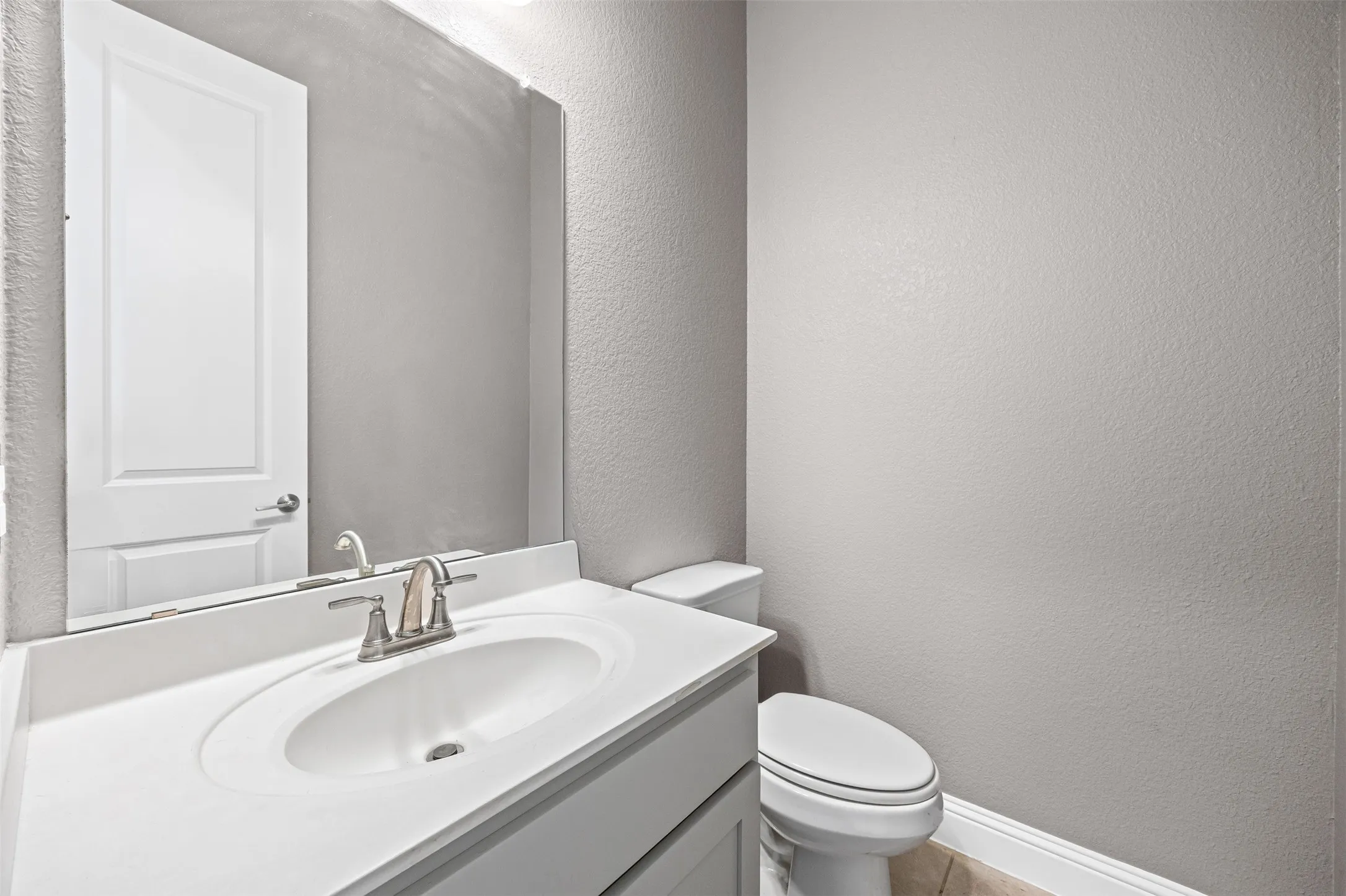 Half bath next to flex room