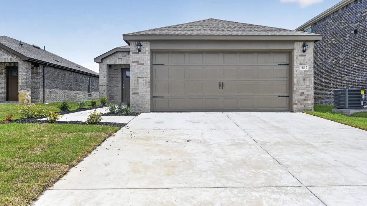 Single Family Residence For Sale in Collin County , 1807 Teton River Drive, Blue Ridge, Texas 75424, 3 Bedroom, 2 Bathroom, 2 Garage spaces, 1,334 Sqft, built in 2026, New Construction - Incomplete, mls#21162994, Real Estate Agent in Blue Ridge, Homes For Sale in Collin county, Homes For Sale in Blue Ridge, Realtor in Blue Ridge Texas, Real Estate Brokerage Independent Realty Texas, Luminita Cordes Realtor
