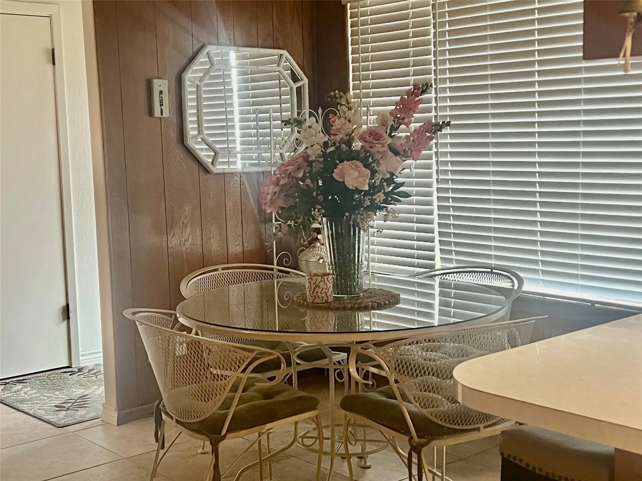 Single Family Residence For Sale in Erath County , 615 N Patrick Street, Dublin, Texas 76446, 4 Bedrooms, 2 Bathrooms, 2 Garage spaces, 2,532 Sqft, built in 1974, Price $299,000, mls#21163004, Real Estate Agent in Dublin, Homes For Sale in Erath county, Homes For Sale in Dublin, Realtor in Dublin Texas, Real Estate Brokerage Independent Realty Texas, Luminita Cordes Realtor