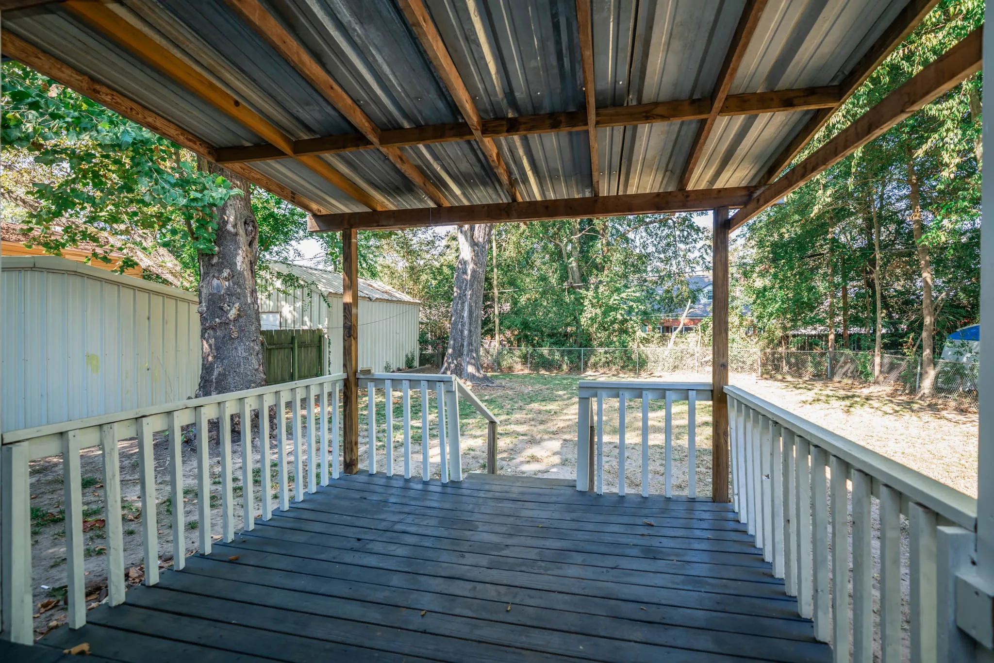 Single Family Residence For Sale in Wood County , 607 N Pacific Street, Mineola, Texas 75773, 3 Bedroom, 2 Bathroom, Garage spaces, 1,294 Sqft, built in 1940, Preowned, Price $260,000, mls#21163090, Real Estate Agent in Mineola, Homes For Sale in Wood county, Homes For Sale in Mineola, Realtor in Mineola Texas, Real Estate Brokerage Independent Realty Texas, Luminita Cordes Realtor