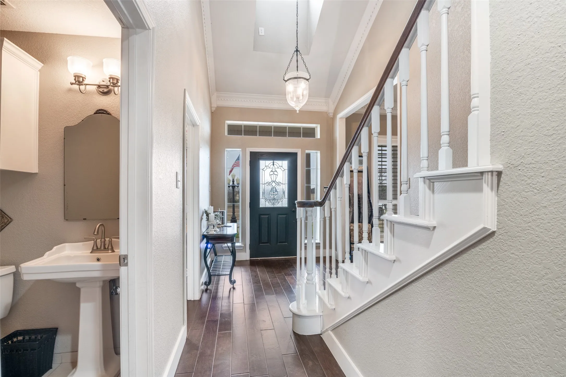 Single Family Residence For Sale in Kaufman County , 19930 County Road 324, Terrell, Texas 75160, 5 Bedroom, 4 Bathroom, 4 Garage spaces, 4,019 Sqft, built in 1996, Preowned, mls#21163042, Real Estate Agent in Terrell, Homes For Sale in Kaufman county, Homes For Sale in Terrell, Realtor in Terrell Texas, Real Estate Brokerage Independent Realty Texas, Luminita Cordes Realtor