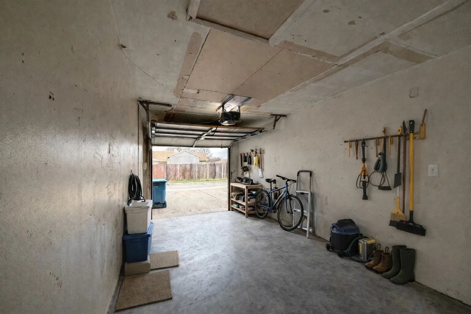 Duplex For Rent in Dallas County , 2509 Stanford Street A, Rowlett, Texas 75088, 2 Bedroom, 2 Bathroom, 1 Garage spaces, 1,834 Sqft, built in 1984, Price $1,800, mls#21157268, Real Estate Agent in Rowlett, Homes For Rent in Dallas county, Homes For Rent in Rowlett, Realtor in Rowlett Texas, Real Estate Brokerage Independent Realty Texas, Luminita Cordes Realtor