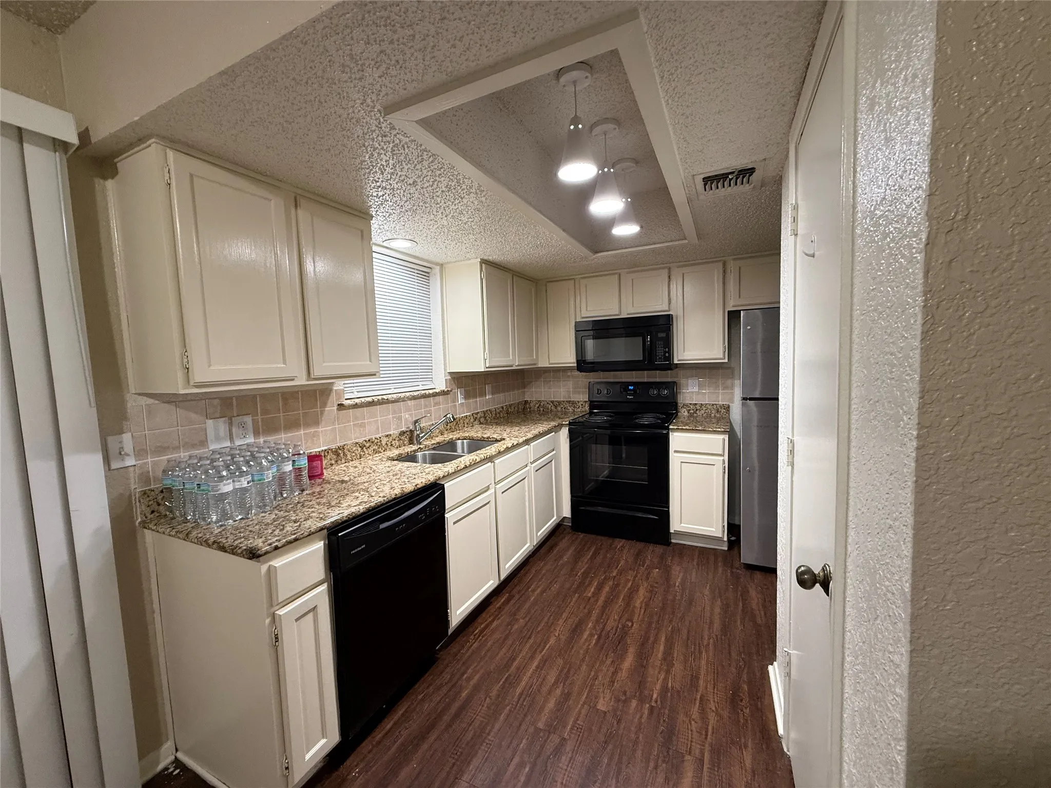 Duplex For Rent in Dallas County , 2509 Stanford Street A, Rowlett, Texas 75088, 2 Bedroom, 2 Bathroom, 1 Garage spaces, 1,834 Sqft, built in 1984, Price $1,800, mls#21157268, Real Estate Agent in Rowlett, Homes For Rent in Dallas county, Homes For Rent in Rowlett, Realtor in Rowlett Texas, Real Estate Brokerage Independent Realty Texas, Luminita Cordes Realtor
