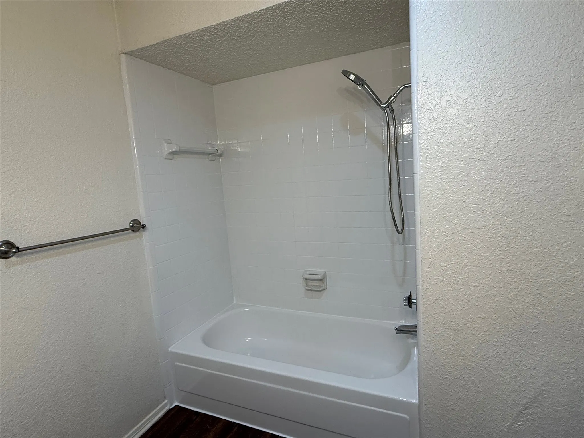 Duplex For Rent in Dallas County , 2509 Stanford Street A, Rowlett, Texas 75088, 2 Bedroom, 2 Bathroom, 1 Garage spaces, 1,834 Sqft, built in 1984, Price $1,800, mls#21157268, Real Estate Agent in Rowlett, Homes For Rent in Dallas county, Homes For Rent in Rowlett, Realtor in Rowlett Texas, Real Estate Brokerage Independent Realty Texas, Luminita Cordes Realtor