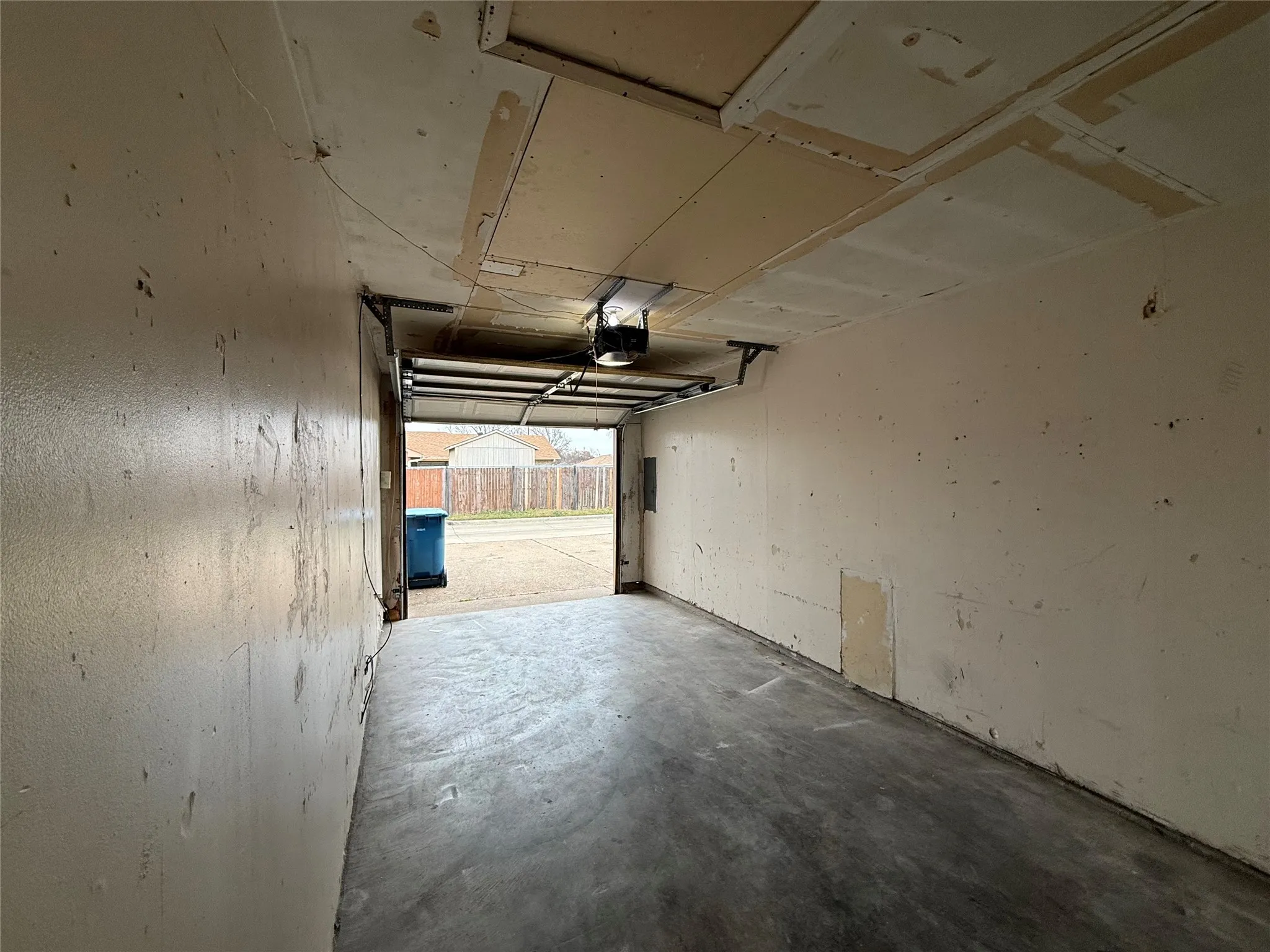 Duplex For Rent in Dallas County , 2509 Stanford Street A, Rowlett, Texas 75088, 2 Bedroom, 2 Bathroom, 1 Garage spaces, 1,834 Sqft, built in 1984, Price $1,800, mls#21157268, Real Estate Agent in Rowlett, Homes For Rent in Dallas county, Homes For Rent in Rowlett, Realtor in Rowlett Texas, Real Estate Brokerage Independent Realty Texas, Luminita Cordes Realtor