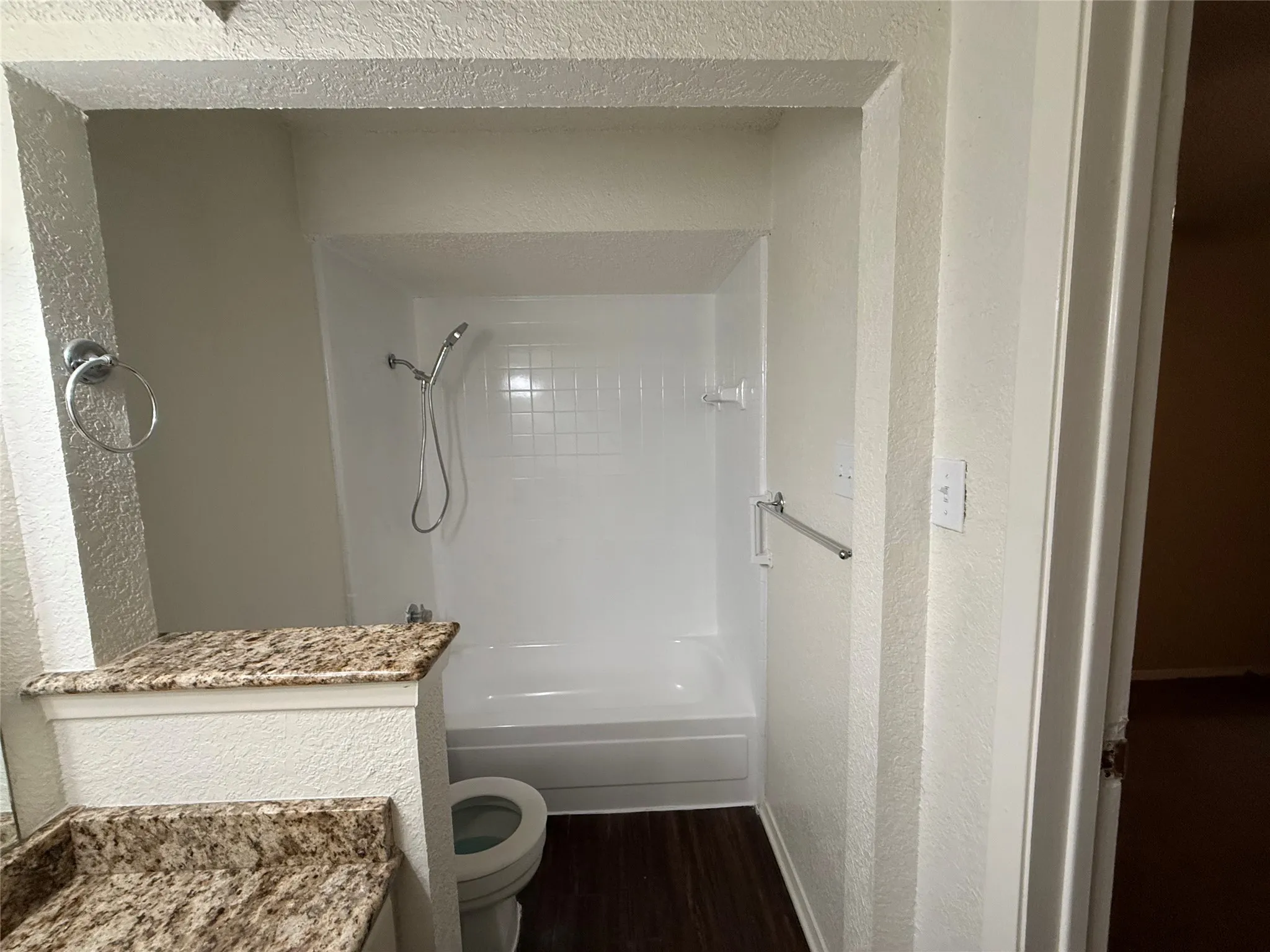 Duplex For Rent in Dallas County , 2509 Stanford Street A, Rowlett, Texas 75088, 2 Bedroom, 2 Bathroom, 1 Garage spaces, 1,834 Sqft, built in 1984, Price $1,800, mls#21157268, Real Estate Agent in Rowlett, Homes For Rent in Dallas county, Homes For Rent in Rowlett, Realtor in Rowlett Texas, Real Estate Brokerage Independent Realty Texas, Luminita Cordes Realtor