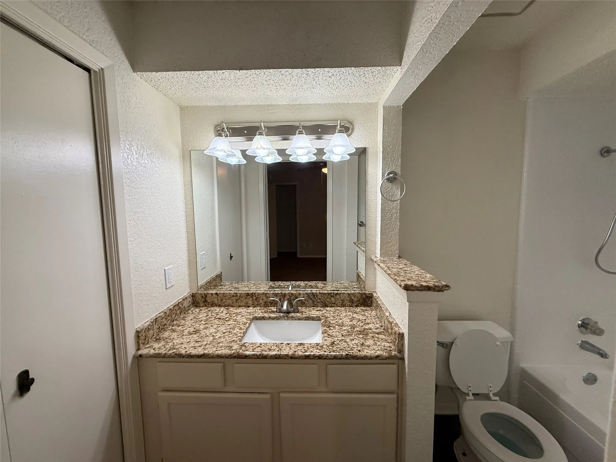 Duplex For Rent in Dallas County , 2509 Stanford Street A, Rowlett, Texas 75088, 2 Bedroom, 2 Bathroom, 1 Garage spaces, 1,834 Sqft, built in 1984, Price $1,800, mls#21157268, Real Estate Agent in Rowlett, Homes For Rent in Dallas county, Homes For Rent in Rowlett, Realtor in Rowlett Texas, Real Estate Brokerage Independent Realty Texas, Luminita Cordes Realtor