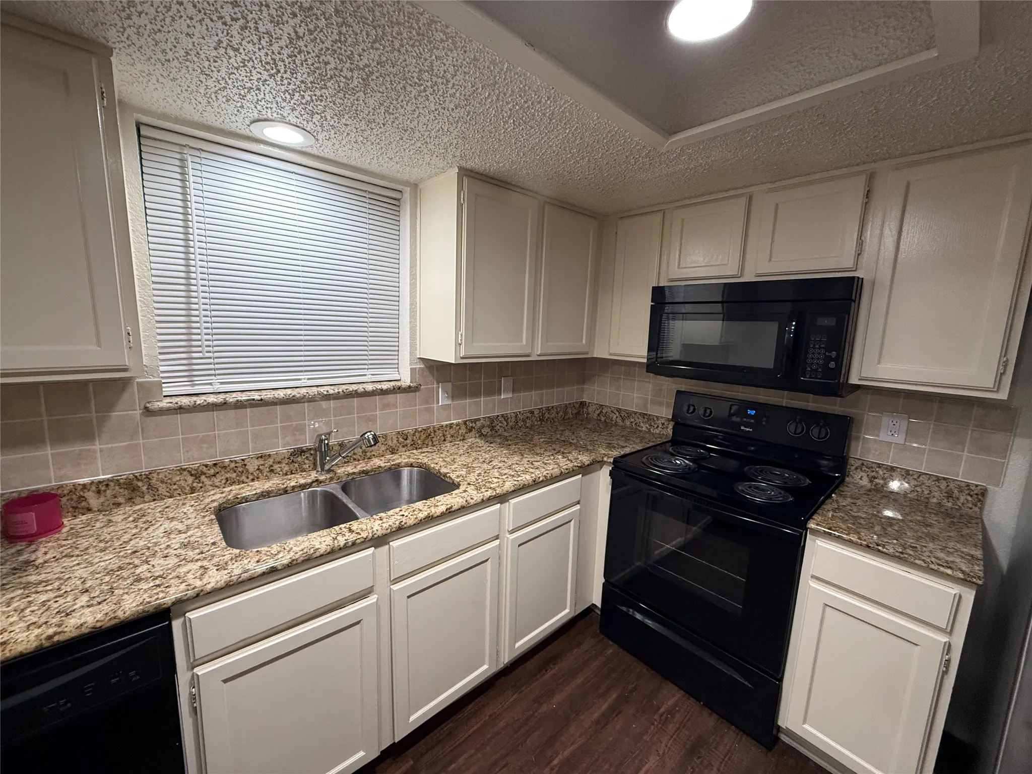 Duplex For Rent in Dallas County , 2509 Stanford Street A, Rowlett, Texas 75088, 2 Bedroom, 2 Bathroom, 1 Garage spaces, 1,834 Sqft, built in 1984, Price $1,800, mls#21157268, Real Estate Agent in Rowlett, Homes For Rent in Dallas county, Homes For Rent in Rowlett, Realtor in Rowlett Texas, Real Estate Brokerage Independent Realty Texas, Luminita Cordes Realtor
