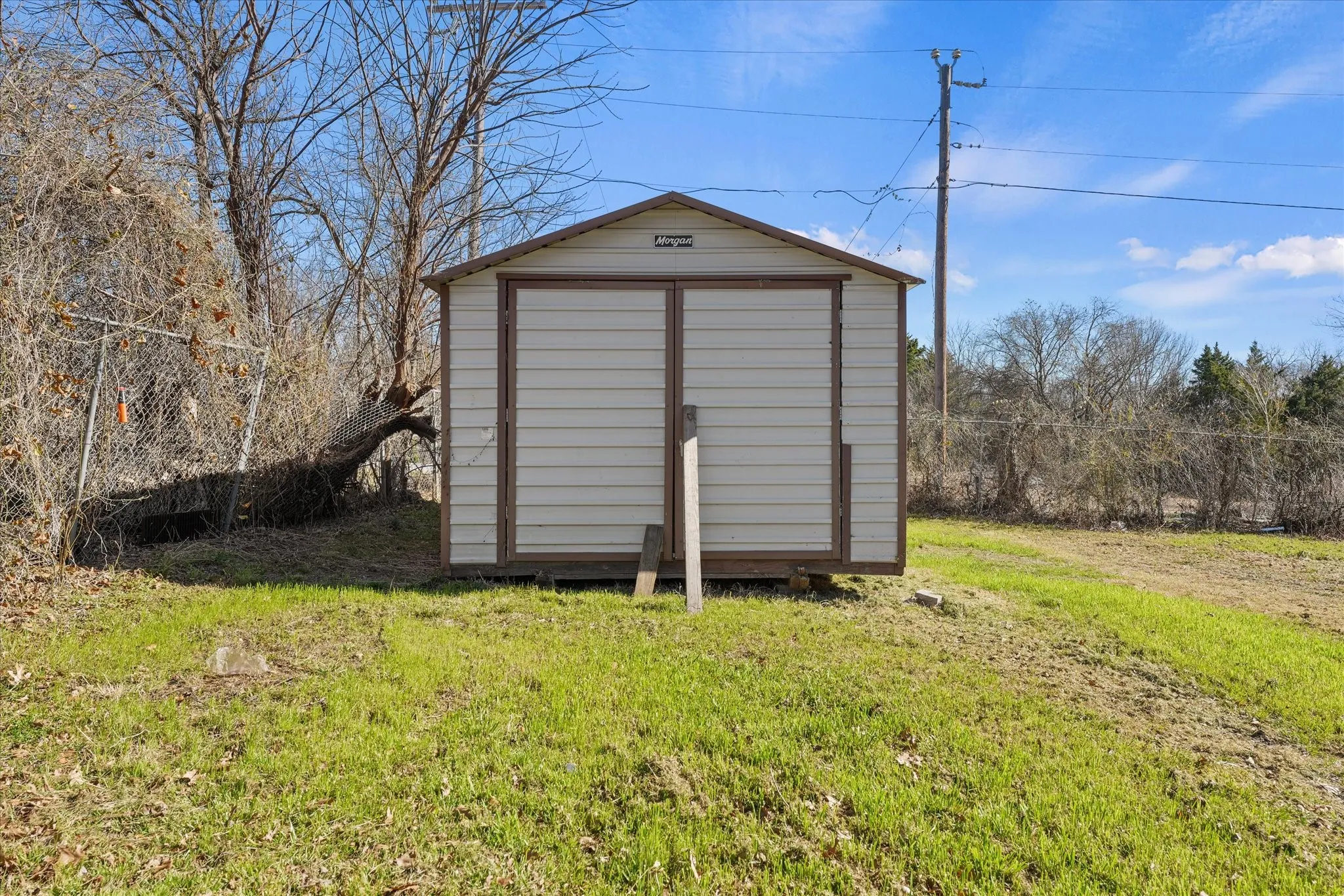 Single Family Residence For Sale in Dallas County , 9521 Dalrock Road, Rowlett, Texas 75089, 3 Bedroom, 2 Bathroom, Garage spaces, 1,484 Sqft, built in 1950, Preowned, mls#21163262, Real Estate Agent in Rowlett, Homes For Sale in Dallas county, Homes For Sale in Rowlett, Realtor in Rowlett Texas, Real Estate Brokerage Independent Realty Texas, Luminita Cordes Realtor