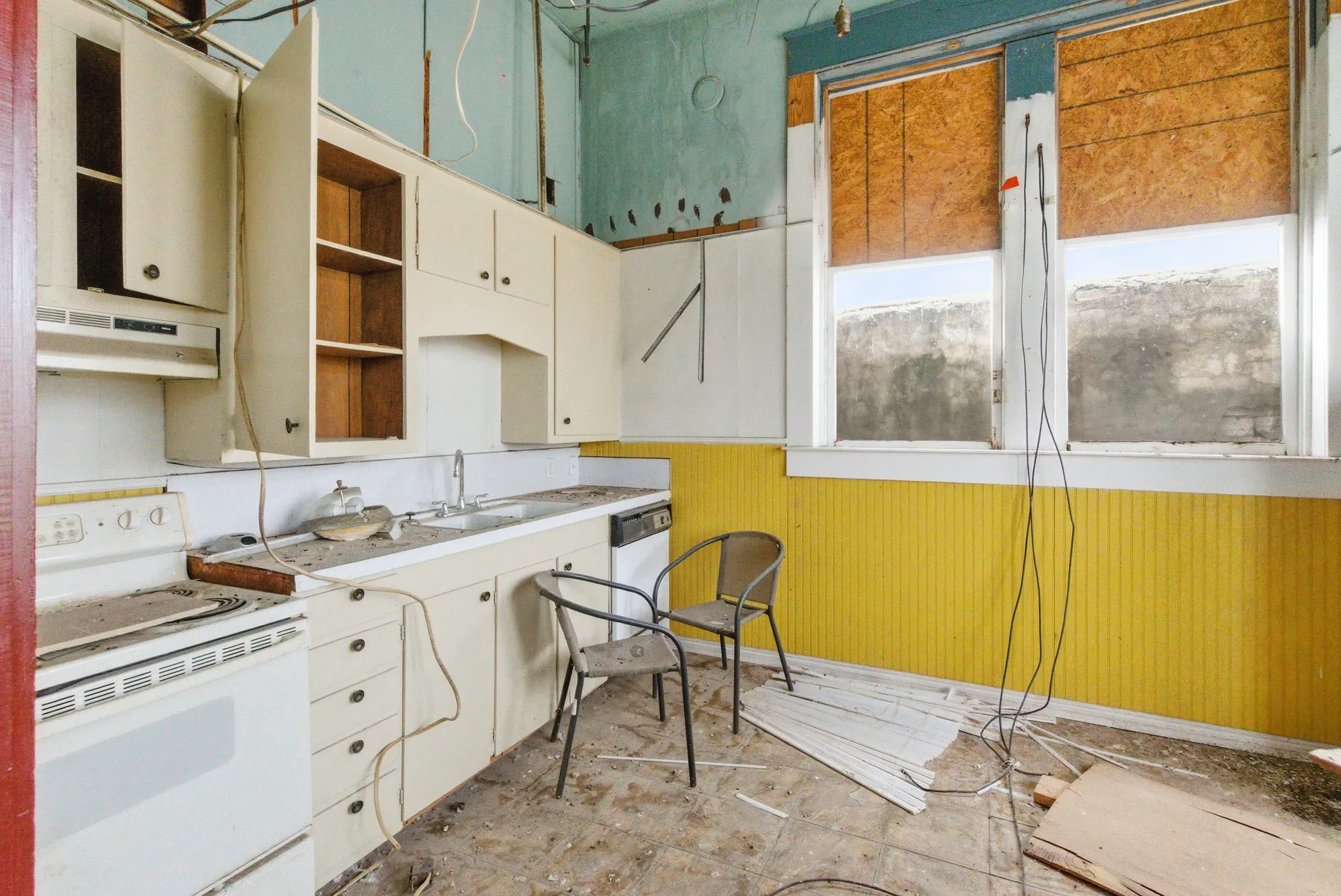 Retail For Sale in Comanche County , 100 W Central Avenue, Comanche, Texas 76442, 0, 0, Garage spaces, 0 Sqft, built in 1909, Preowned, mls#21159493, Real Estate Agent in Comanche, Homes For Sale in Comanche county, Homes For Sale in Comanche, Realtor in Comanche Texas, Real Estate Brokerage Independent Realty Texas, Luminita Cordes Realtor