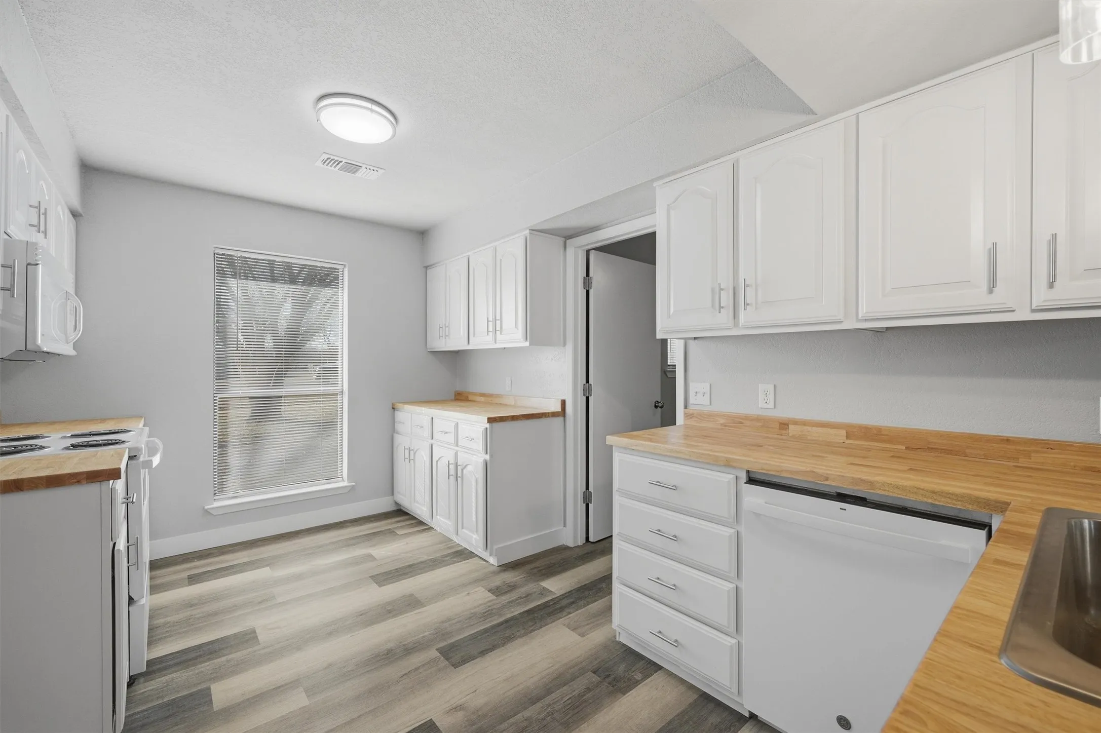 Your going to love these custom built real wood butcherblock countertops