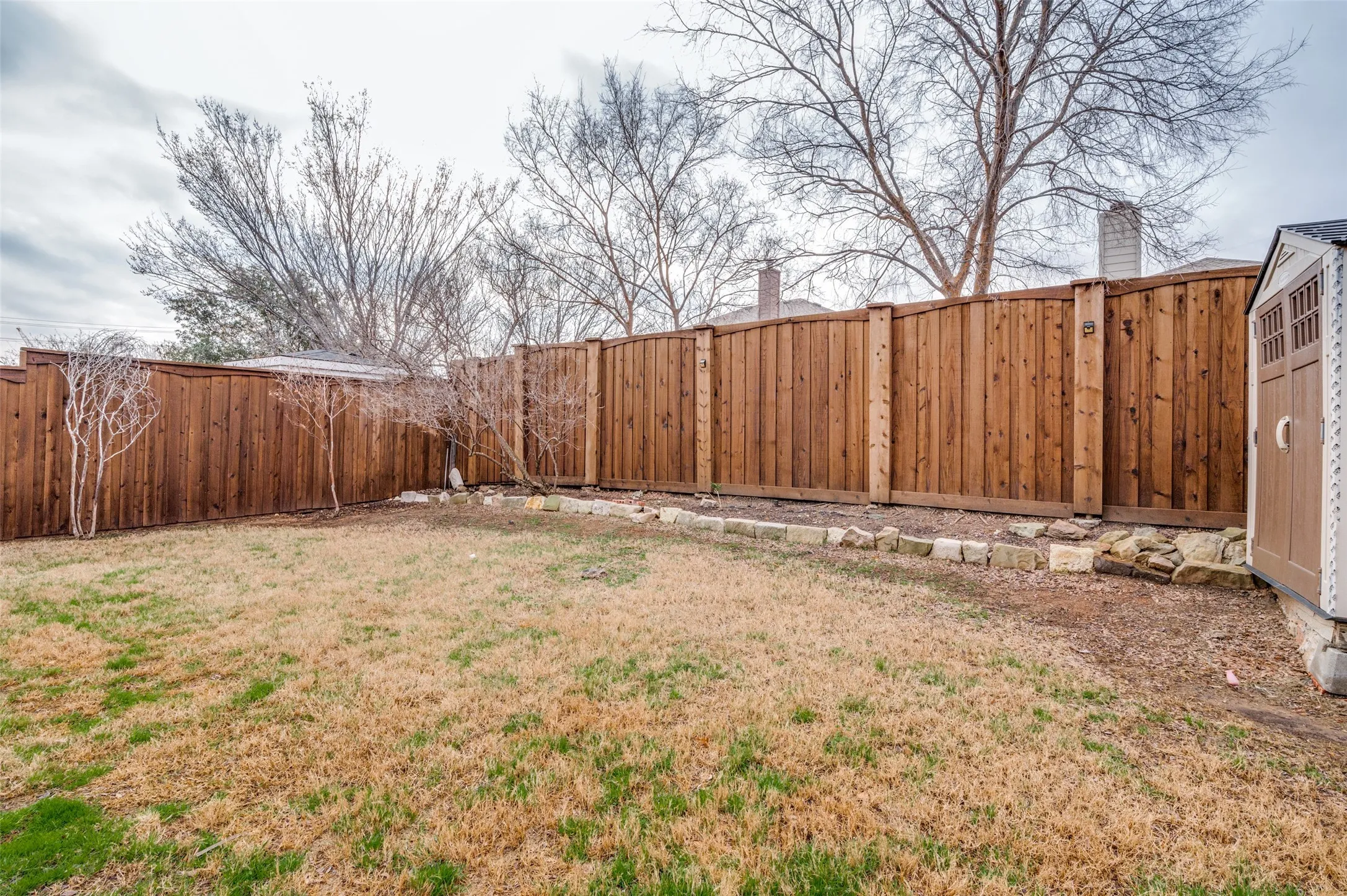 Single Family Residence For Rent in Denton County , 14513 Logan Springs Drive, Little Elm, Texas 75068, 4 Bedroom, 3 Bathroom, 2 Garage spaces, 2,630 Sqft, built in 2004, Preowned, mls#21159292, Real Estate Agent in Little Elm, Homes For Rent in Denton county, Homes For Rent in Little Elm, Realtor in Little Elm Texas, Real Estate Brokerage Independent Realty Texas, Luminita Cordes Realtor