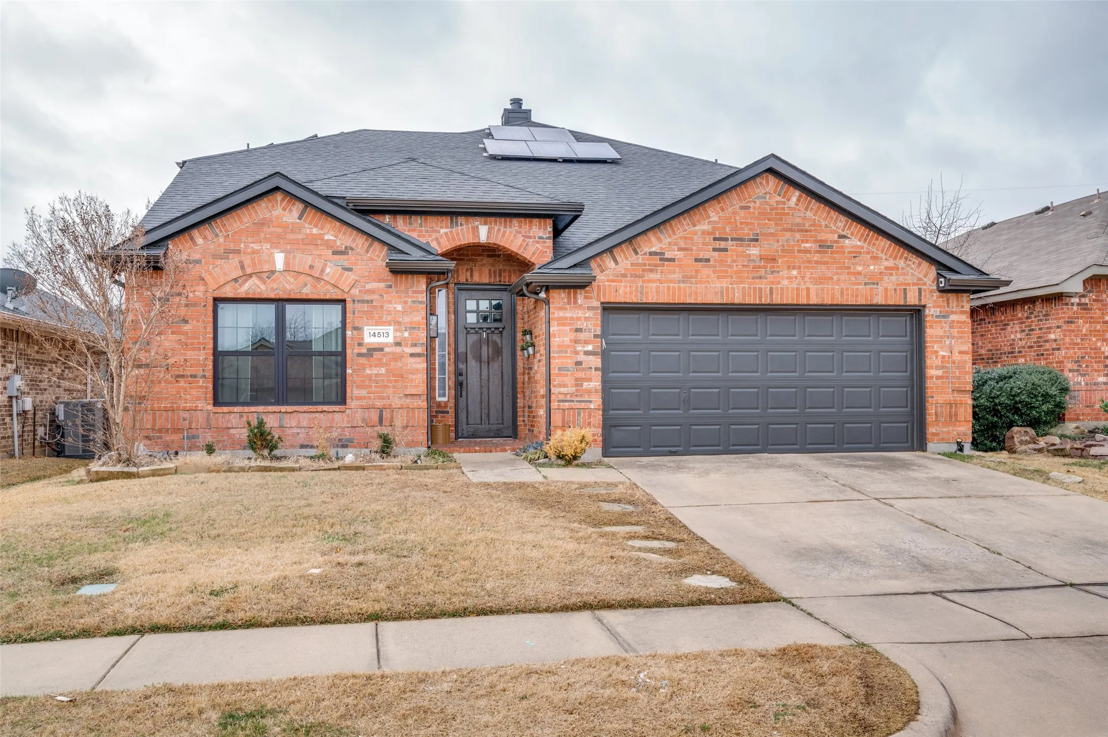 Single Family Residence For Rent in Denton County , 14513 Logan Springs Drive, Little Elm, Texas 75068, 4 Bedroom, 3 Bathroom, 2 Garage spaces, 2,630 Sqft, built in 2004, Preowned, mls#21159292, Real Estate Agent in Little Elm, Homes For Rent in Denton county, Homes For Rent in Little Elm, Realtor in Little Elm Texas, Real Estate Brokerage Independent Realty Texas, Luminita Cordes Realtor