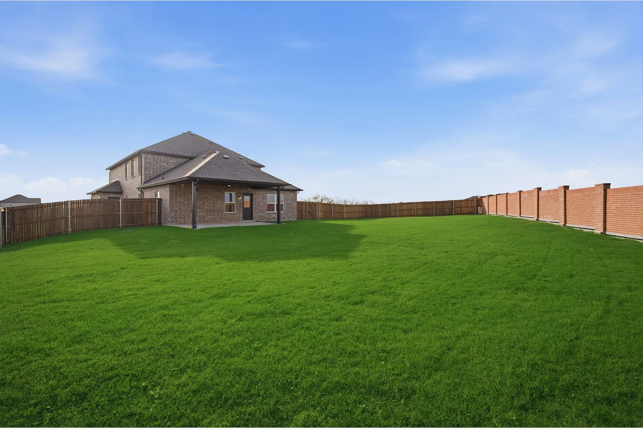 Single Family Residence For Sale in Ellis County , 424 Bronco Drive, Waxahachie, Texas 75165, 4 Bedroom, 4 Bathroom, 2 Garage spaces, 2,817 Sqft, built in 2025, New Construction - Incomplete, Price $486,108, mls#21163350, Real Estate Agent in Waxahachie, Homes For Sale in Ellis county, Homes For Sale in Waxahachie, Realtor in Waxahachie Texas, Real Estate Brokerage Independent Realty Texas, Luminita Cordes Realtor
