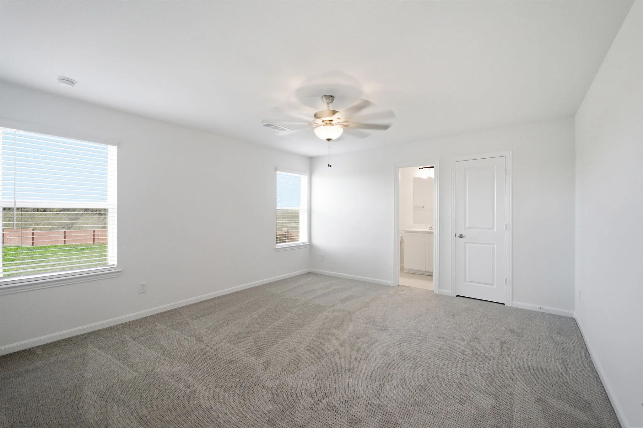 Single Family Residence For Sale in Ellis County , 424 Bronco Drive, Waxahachie, Texas 75165, 4 Bedroom, 4 Bathroom, 2 Garage spaces, 2,817 Sqft, built in 2025, New Construction - Incomplete, Price $486,108, mls#21163350, Real Estate Agent in Waxahachie, Homes For Sale in Ellis county, Homes For Sale in Waxahachie, Realtor in Waxahachie Texas, Real Estate Brokerage Independent Realty Texas, Luminita Cordes Realtor