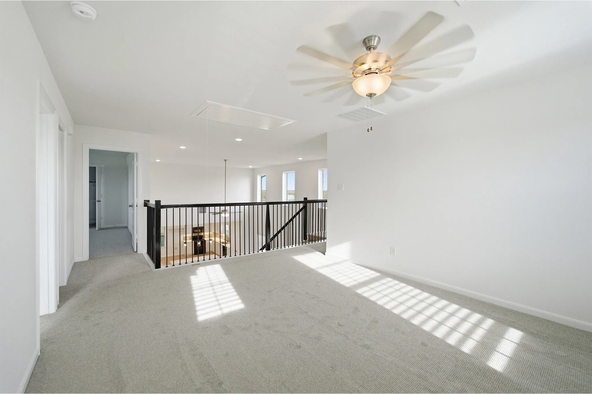 Single Family Residence For Sale in Ellis County , 424 Bronco Drive, Waxahachie, Texas 75165, 4 Bedroom, 4 Bathroom, 2 Garage spaces, 2,817 Sqft, built in 2025, New Construction - Incomplete, Price $486,108, mls#21163350, Real Estate Agent in Waxahachie, Homes For Sale in Ellis county, Homes For Sale in Waxahachie, Realtor in Waxahachie Texas, Real Estate Brokerage Independent Realty Texas, Luminita Cordes Realtor