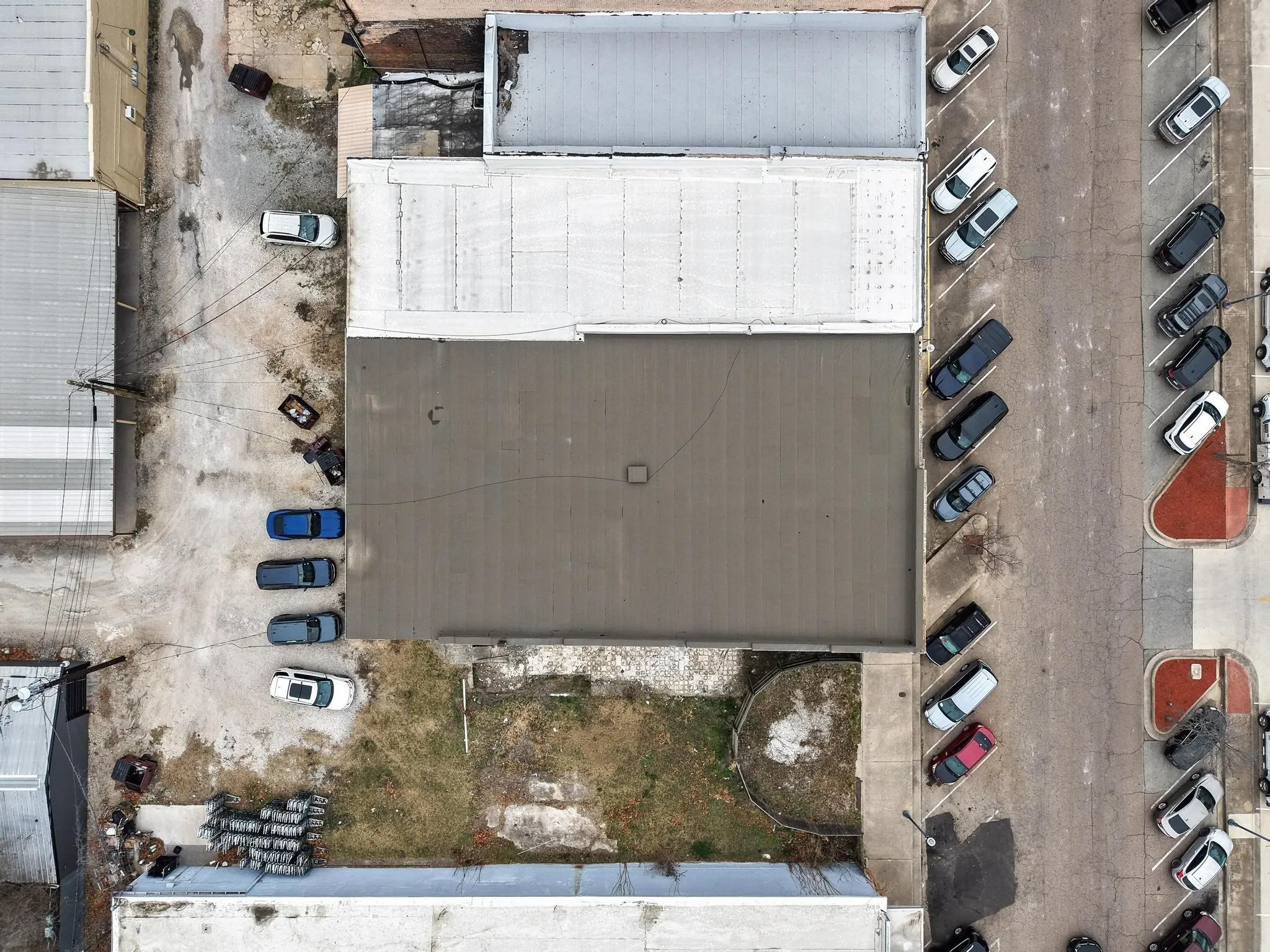Business For Sale in Fannin County , 121 E 5th Street 2, Bonham, Texas 75418, 0, 0, Garage spaces, 0 Sqft, built in 1900, mls#21154667, Real Estate Agent in Bonham, Homes For Sale in Fannin county, Homes For Sale in Bonham, Realtor in Bonham Texas, Real Estate Brokerage Independent Realty Texas, Luminita Cordes Realtor