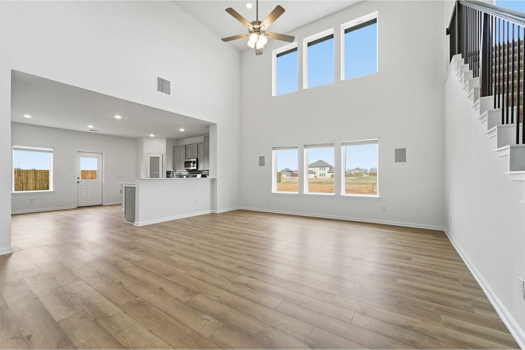 Single Family Residence For Sale in Ellis County , 367 Bronco Drive, Waxahachie, Texas 75165, 4 Bedroom, 3 Bathroom, 2 Garage spaces, 2,513 Sqft, built in 2025, New Construction - Complete, Price $441,189, mls#21163451, Real Estate Agent in Waxahachie, Homes For Sale in Ellis county, Homes For Sale in Waxahachie, Realtor in Waxahachie Texas, Real Estate Brokerage Independent Realty Texas, Luminita Cordes Realtor