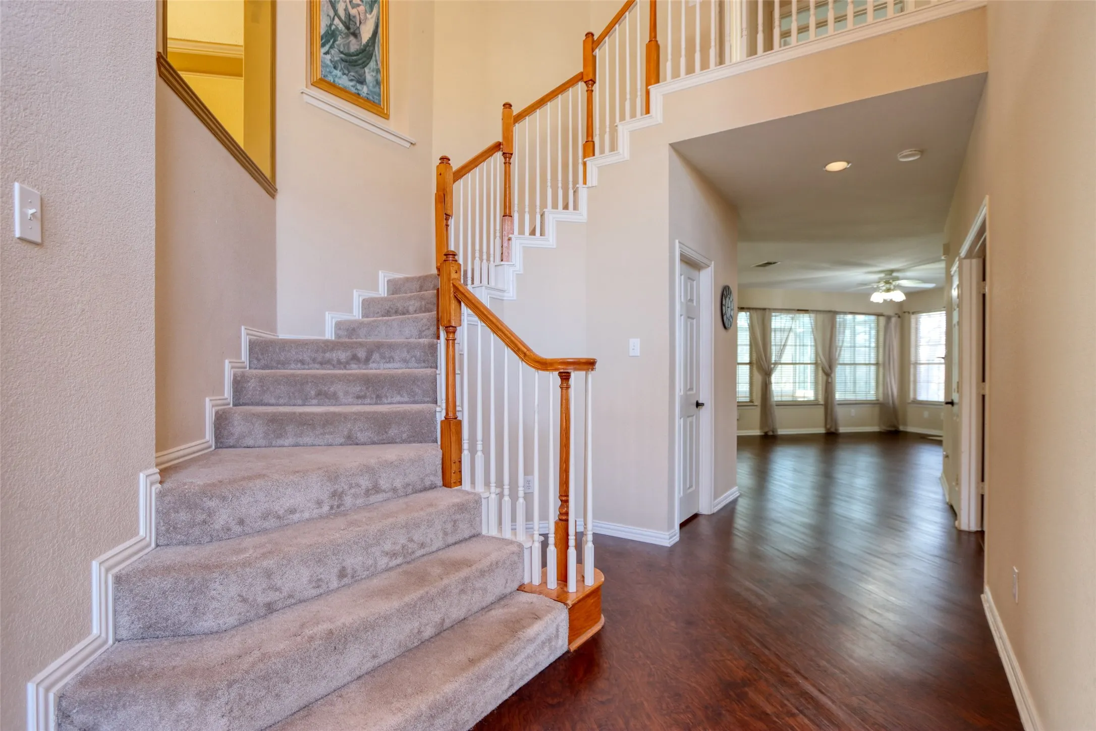 Single Family Residence For Sale in Dallas County , 6521 Lynch Lane, Garland, Texas 75044, 5 Bedroom, 4 Bathroom, 2 Garage spaces, 3,508 Sqft, built in 1993, mls#21163465, Real Estate Agent in Garland, Homes For Sale in Dallas county, Homes For Sale in Garland, Realtor in Garland Texas, Real Estate Brokerage Independent Realty Texas, Luminita Cordes Realtor