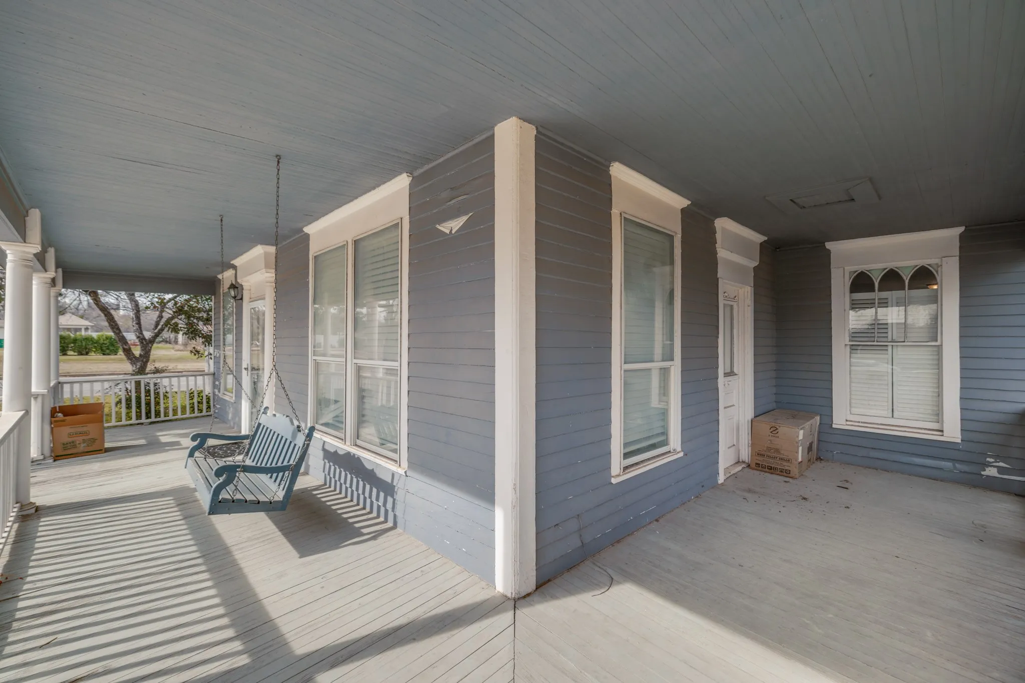 Single Family Residence For Sale in Coleman County , 720 W Pecan Street, Coleman, Texas 76834, 4 Bedroom, 2 Bathroom, Garage spaces, 2,736 Sqft, built in 1940, Preowned, mls#21161552, Real Estate Agent in Coleman, Homes For Sale in Coleman county, Homes For Sale in Coleman, Realtor in Coleman Texas, Real Estate Brokerage Independent Realty Texas, Luminita Cordes Realtor