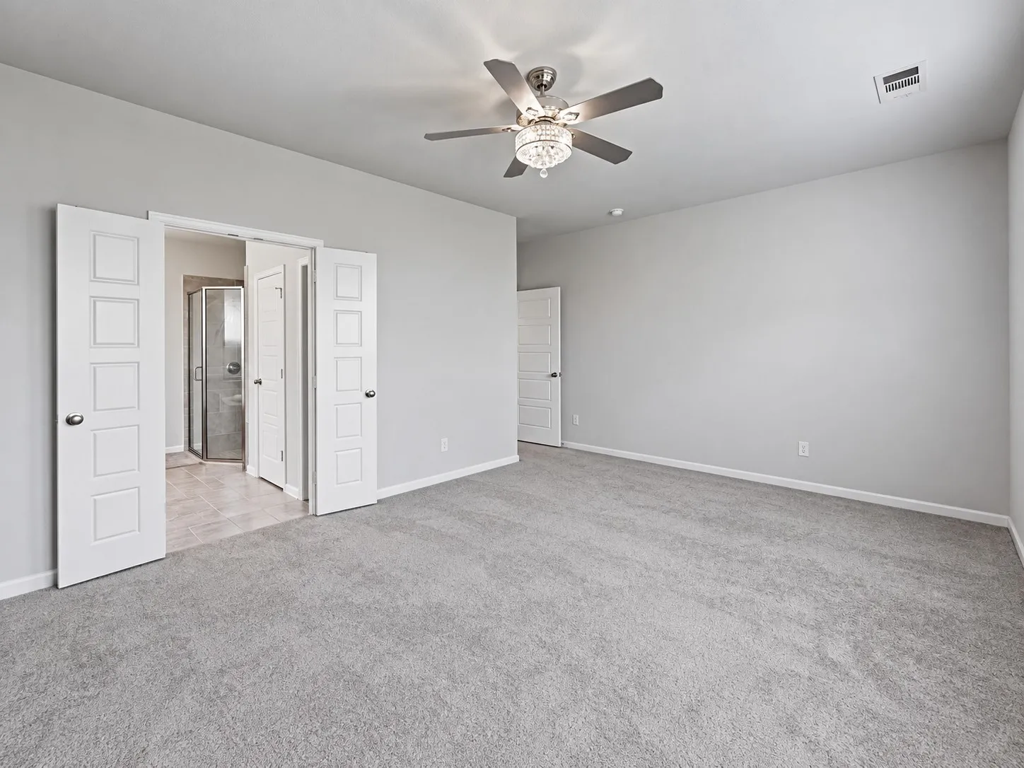 Single Family Residence For Sale in Kaufman County , 2315 Kirkstall Way, Forney, Texas 75126, 3 Bedroom, 3 Bathroom, 2 Garage spaces, 2,327 Sqft, built in 2022, Preowned, mls#21163046, Real Estate Agent in Forney, Homes For Sale in Kaufman county, Homes For Sale in Forney, Realtor in Forney Texas, Real Estate Brokerage Independent Realty Texas, Luminita Cordes Realtor