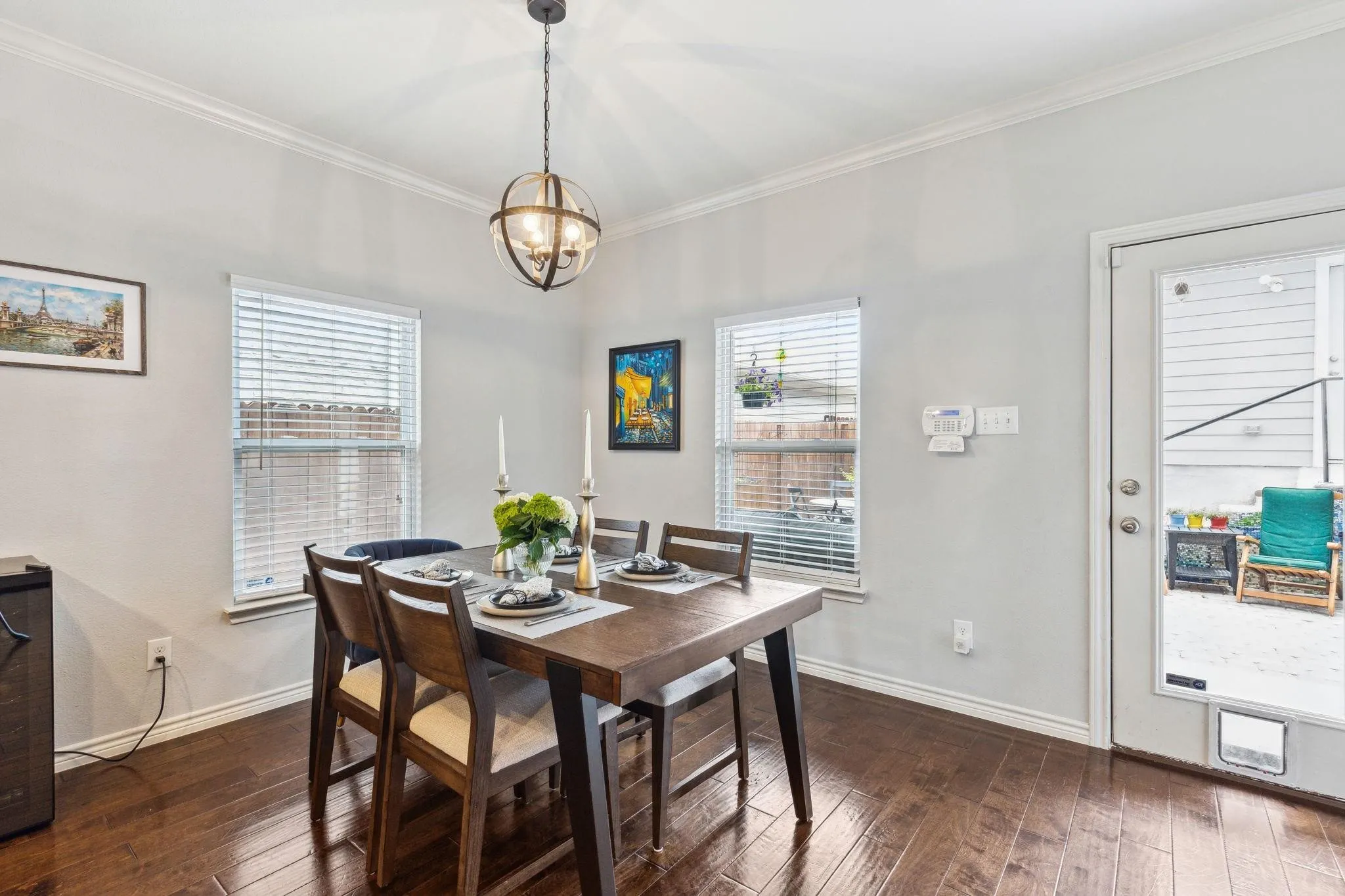 Townhouse For Sale in Tarrant County , 3705 Byers Avenue, Fort Worth, Texas 76107, 3 Bedrooms, 3 Bathrooms, 2 Garage spaces, 1,922 Sqft, built in 2014, Price $483,000, mls#21163498, Real Estate Agent in Fort Worth, Homes For Sale in Tarrant county, Homes For Sale in Fort Worth, Realtor in Fort Worth Texas, Real Estate Brokerage Independent Realty Texas, Luminita Cordes Realtor