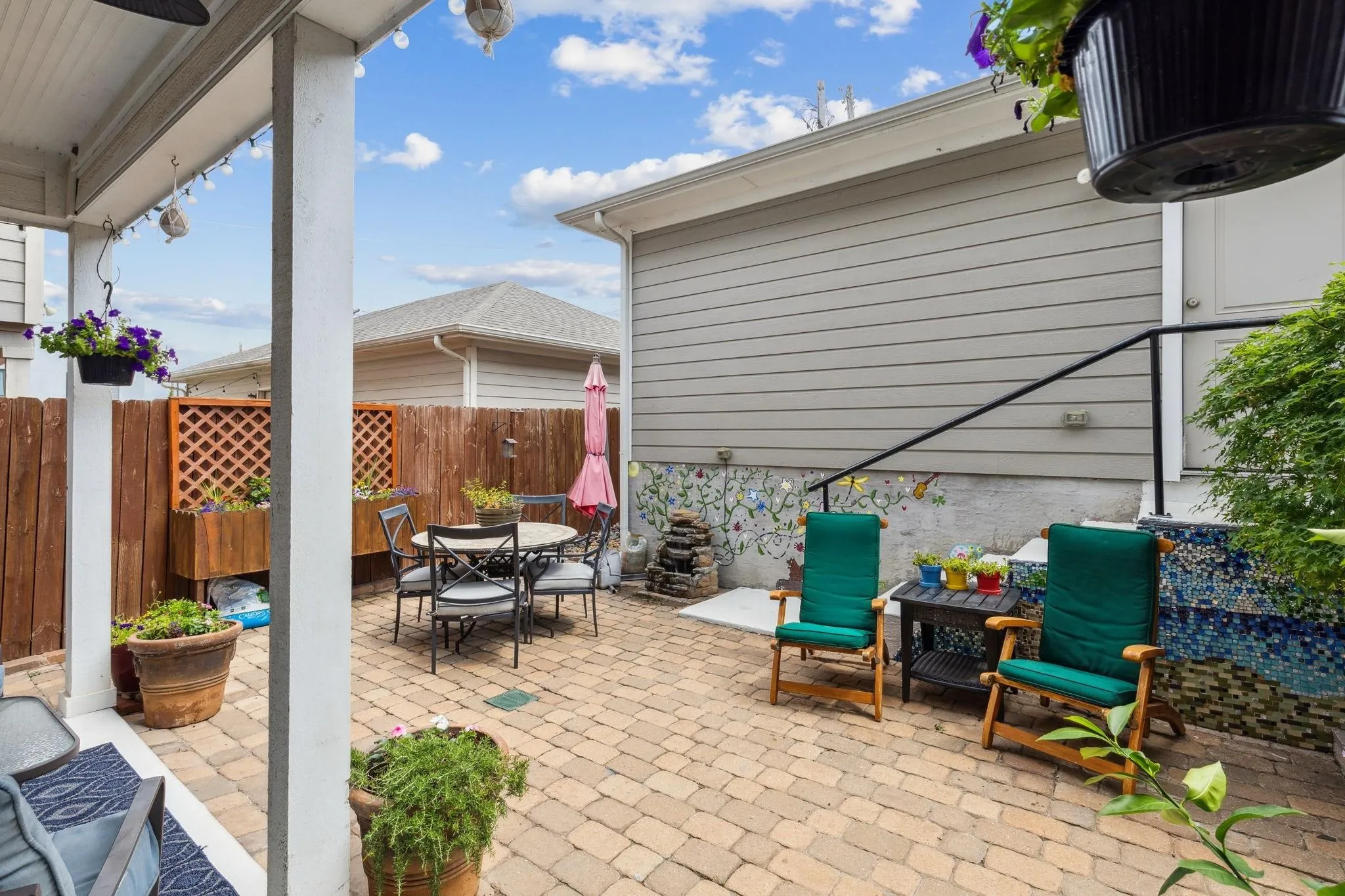 Townhouse For Sale in Tarrant County , 3705 Byers Avenue, Fort Worth, Texas 76107, 3 Bedrooms, 3 Bathrooms, 2 Garage spaces, 1,922 Sqft, built in 2014, Price $483,000, mls#21163498, Real Estate Agent in Fort Worth, Homes For Sale in Tarrant county, Homes For Sale in Fort Worth, Realtor in Fort Worth Texas, Real Estate Brokerage Independent Realty Texas, Luminita Cordes Realtor
