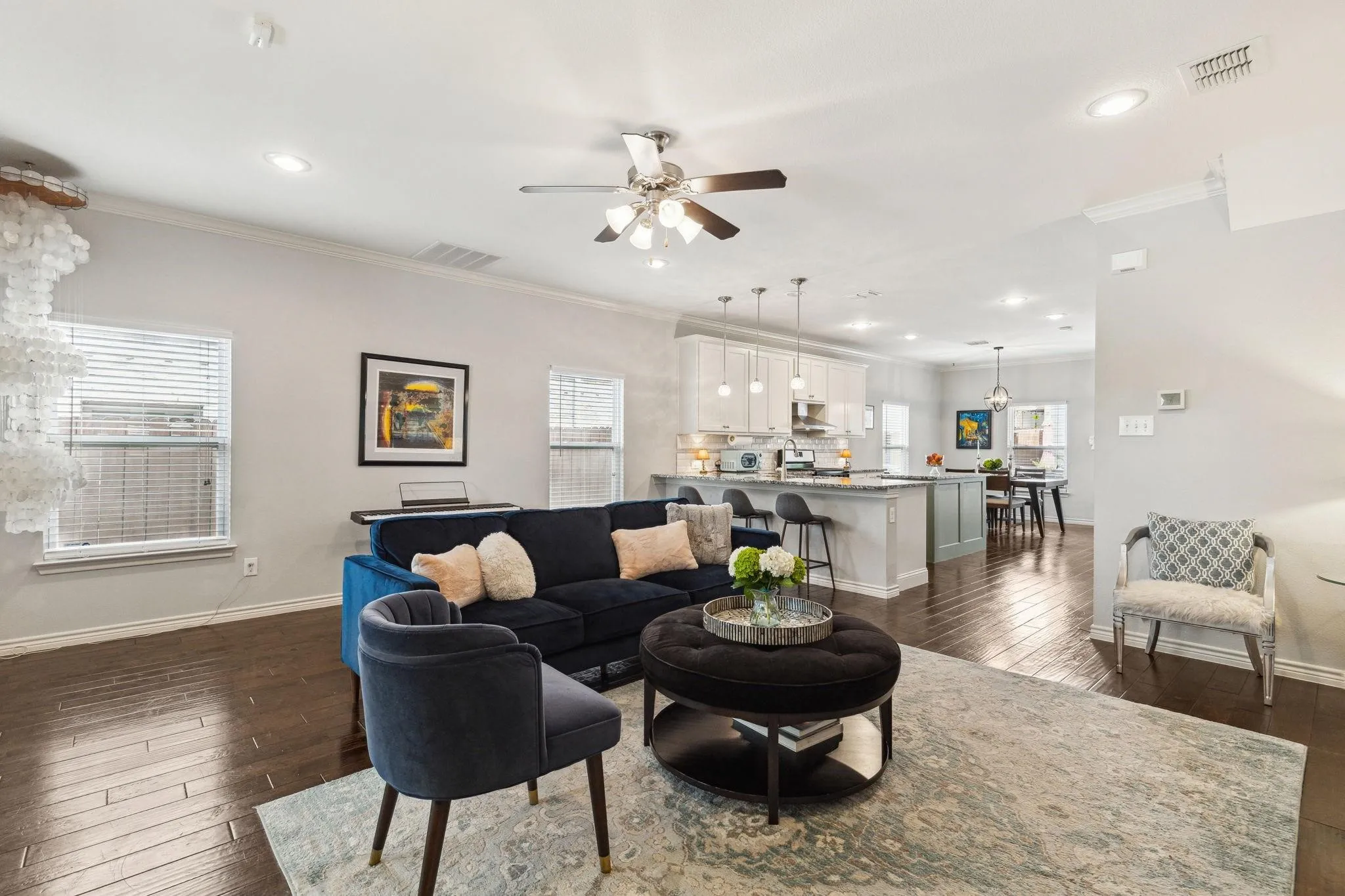 Townhouse For Sale in Tarrant County , 3705 Byers Avenue, Fort Worth, Texas 76107, 3 Bedrooms, 3 Bathrooms, 2 Garage spaces, 1,922 Sqft, built in 2014, Price $483,000, mls#21163498, Real Estate Agent in Fort Worth, Homes For Sale in Tarrant county, Homes For Sale in Fort Worth, Realtor in Fort Worth Texas, Real Estate Brokerage Independent Realty Texas, Luminita Cordes Realtor