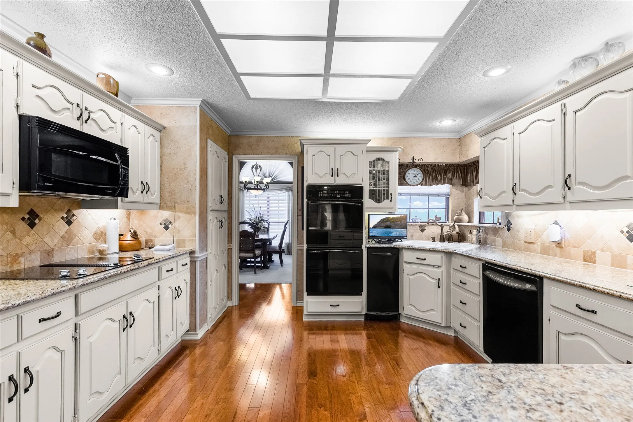 Farm For Sale in Franklin (TX) County , 1127 County Road Sw 3230, Winnsboro, Texas 75494, 3 Bedroom, 4 Bathroom, 2 Garage spaces, 2,857 Sqft, built in 1993, Preowned, mls#21156075, Real Estate Agent in Winnsboro, Homes For Sale in Franklin (TX) county, Homes For Sale in Winnsboro, Realtor in Winnsboro Texas, Real Estate Brokerage Independent Realty Texas, Luminita Cordes Realtor
