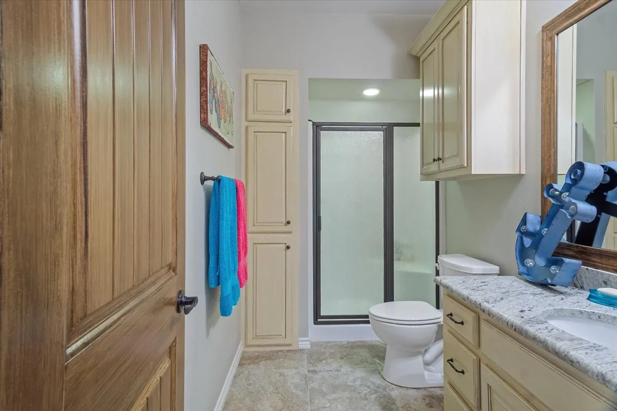 Single Family Residence For Sale in Navarro County , 603 El Barco, Corsicana, Texas 75109, 4 Bedroom, 4 Bathroom, 3 Garage spaces, 3,356 Sqft, built in 2014, mls#21158253, Real Estate Agent in Corsicana, Homes For Sale in Navarro county, Homes For Sale in Corsicana, Realtor in Corsicana Texas, Real Estate Brokerage Independent Realty Texas, Luminita Cordes Realtor