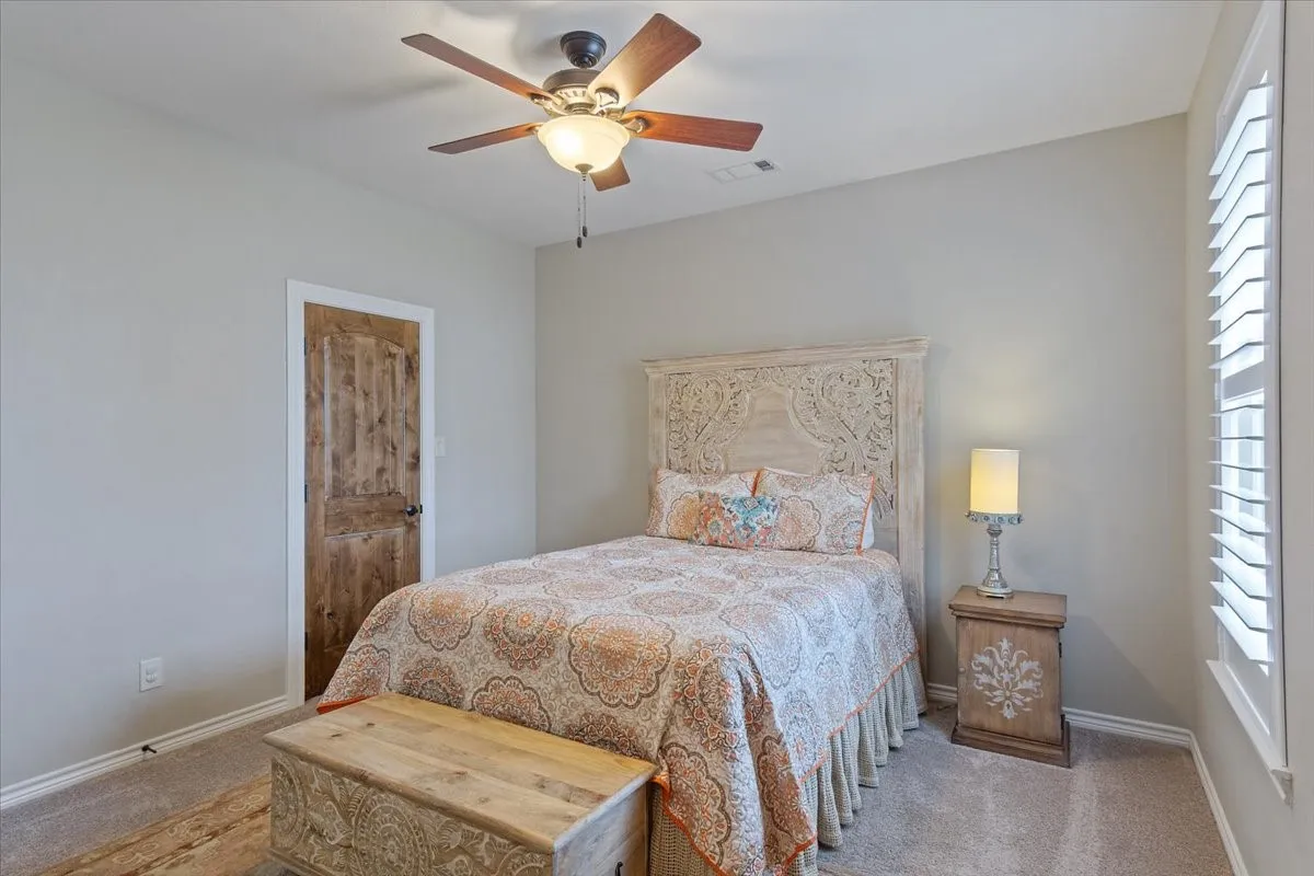 Single Family Residence For Sale in Navarro County , 603 El Barco, Corsicana, Texas 75109, 4 Bedroom, 4 Bathroom, 3 Garage spaces, 3,356 Sqft, built in 2014, mls#21158253, Real Estate Agent in Corsicana, Homes For Sale in Navarro county, Homes For Sale in Corsicana, Realtor in Corsicana Texas, Real Estate Brokerage Independent Realty Texas, Luminita Cordes Realtor
