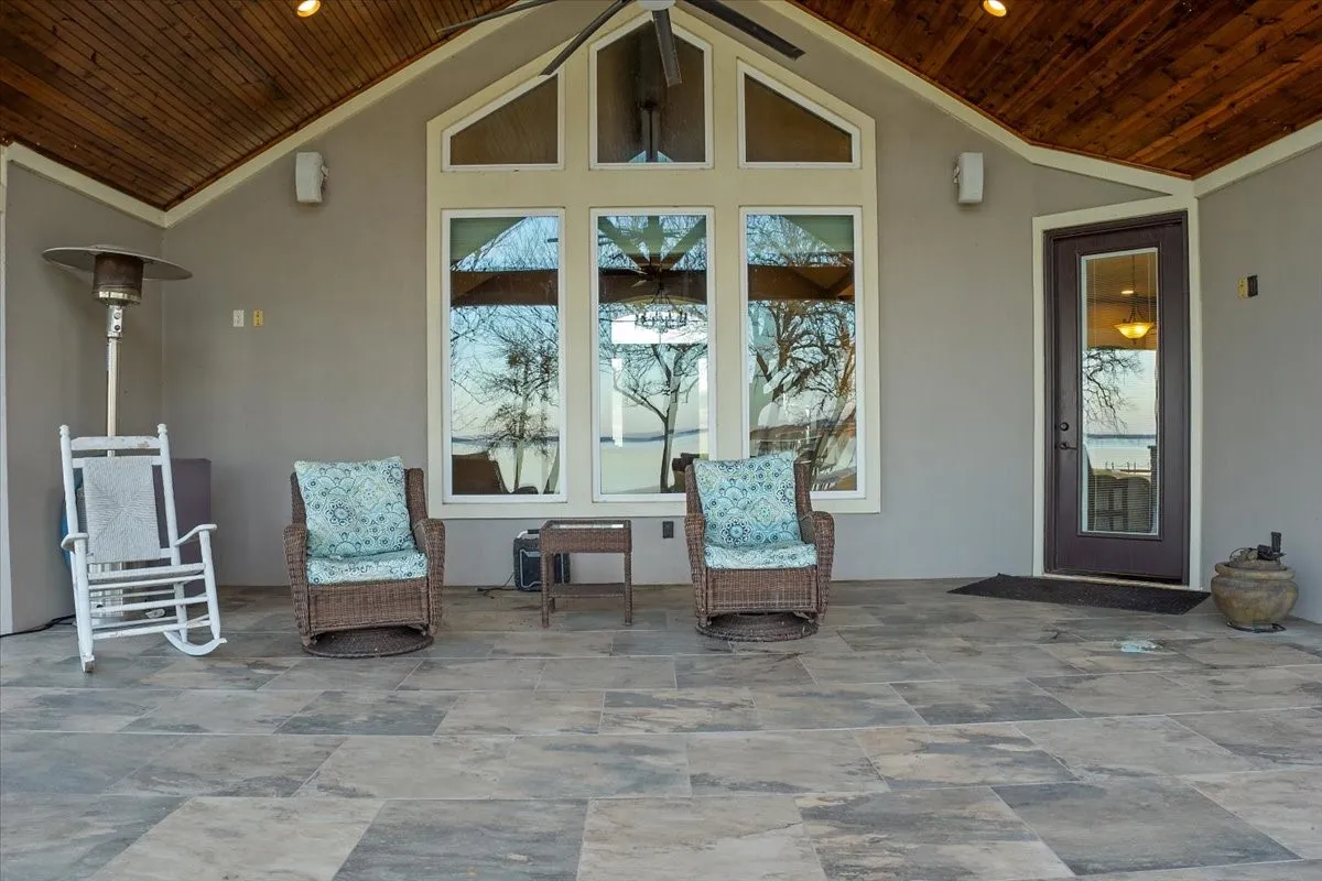 Single Family Residence For Sale in Navarro County , 603 El Barco, Corsicana, Texas 75109, 4 Bedroom, 4 Bathroom, 3 Garage spaces, 3,356 Sqft, built in 2014, mls#21158253, Real Estate Agent in Corsicana, Homes For Sale in Navarro county, Homes For Sale in Corsicana, Realtor in Corsicana Texas, Real Estate Brokerage Independent Realty Texas, Luminita Cordes Realtor