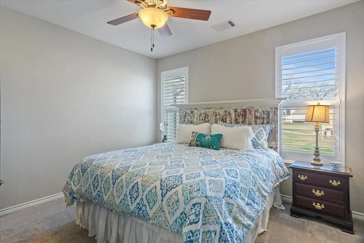 Single Family Residence For Sale in Navarro County , 603 El Barco, Corsicana, Texas 75109, 4 Bedroom, 4 Bathroom, 3 Garage spaces, 3,356 Sqft, built in 2014, mls#21158253, Real Estate Agent in Corsicana, Homes For Sale in Navarro county, Homes For Sale in Corsicana, Realtor in Corsicana Texas, Real Estate Brokerage Independent Realty Texas, Luminita Cordes Realtor