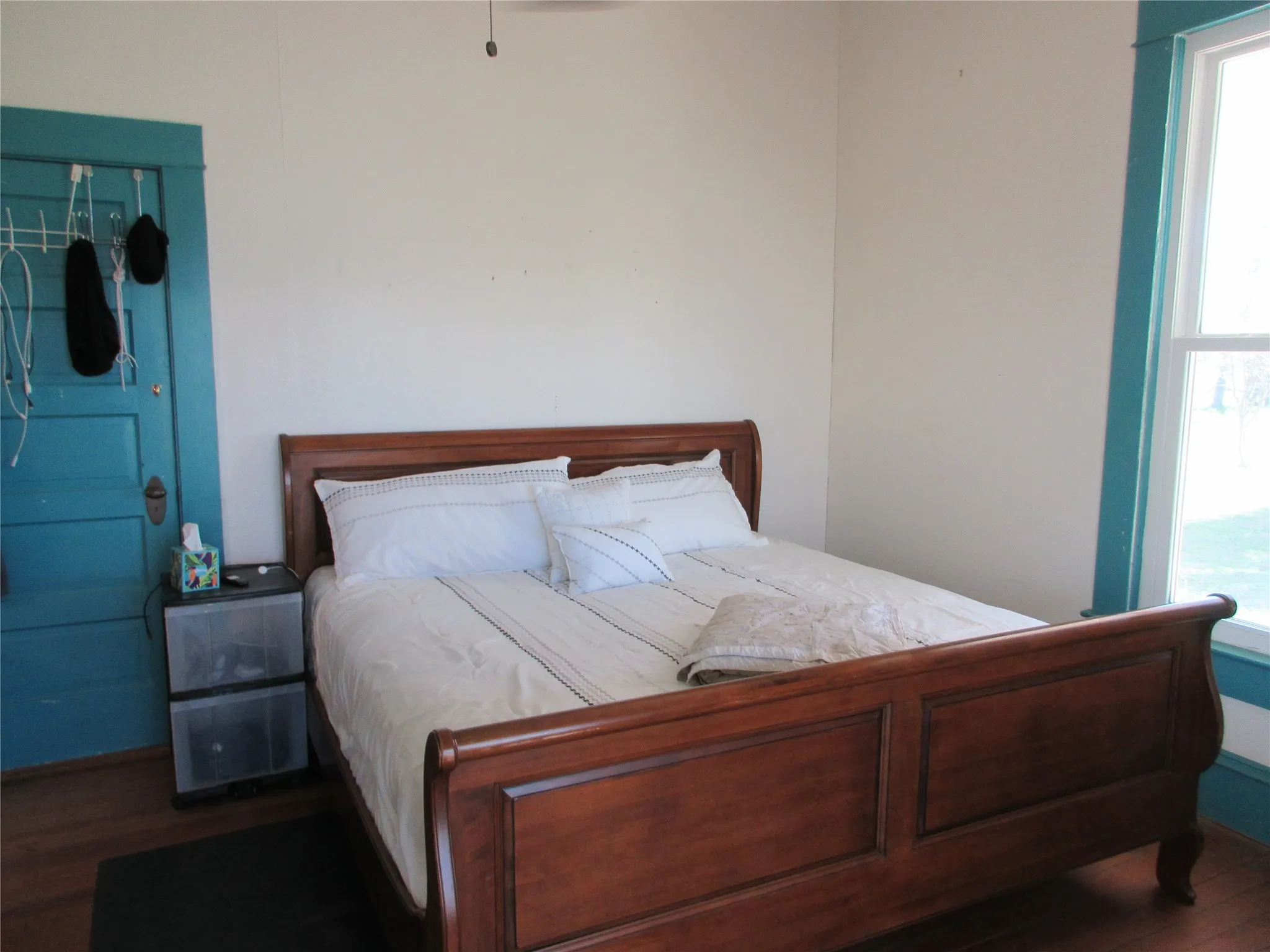 Single Family Residence For Sale in Falls County , 607 S First Street S, Rosebud, Texas 76570, 5 Bedrooms, 2 Bathrooms, Garage spaces, 2,311 Sqft, built in 1900, Price $775,000, mls#21163545, Real Estate Agent in Rosebud, Homes For Sale in Falls county, Homes For Sale in Rosebud, Realtor in Rosebud Texas, Real Estate Brokerage Independent Realty Texas, Luminita Cordes Realtor