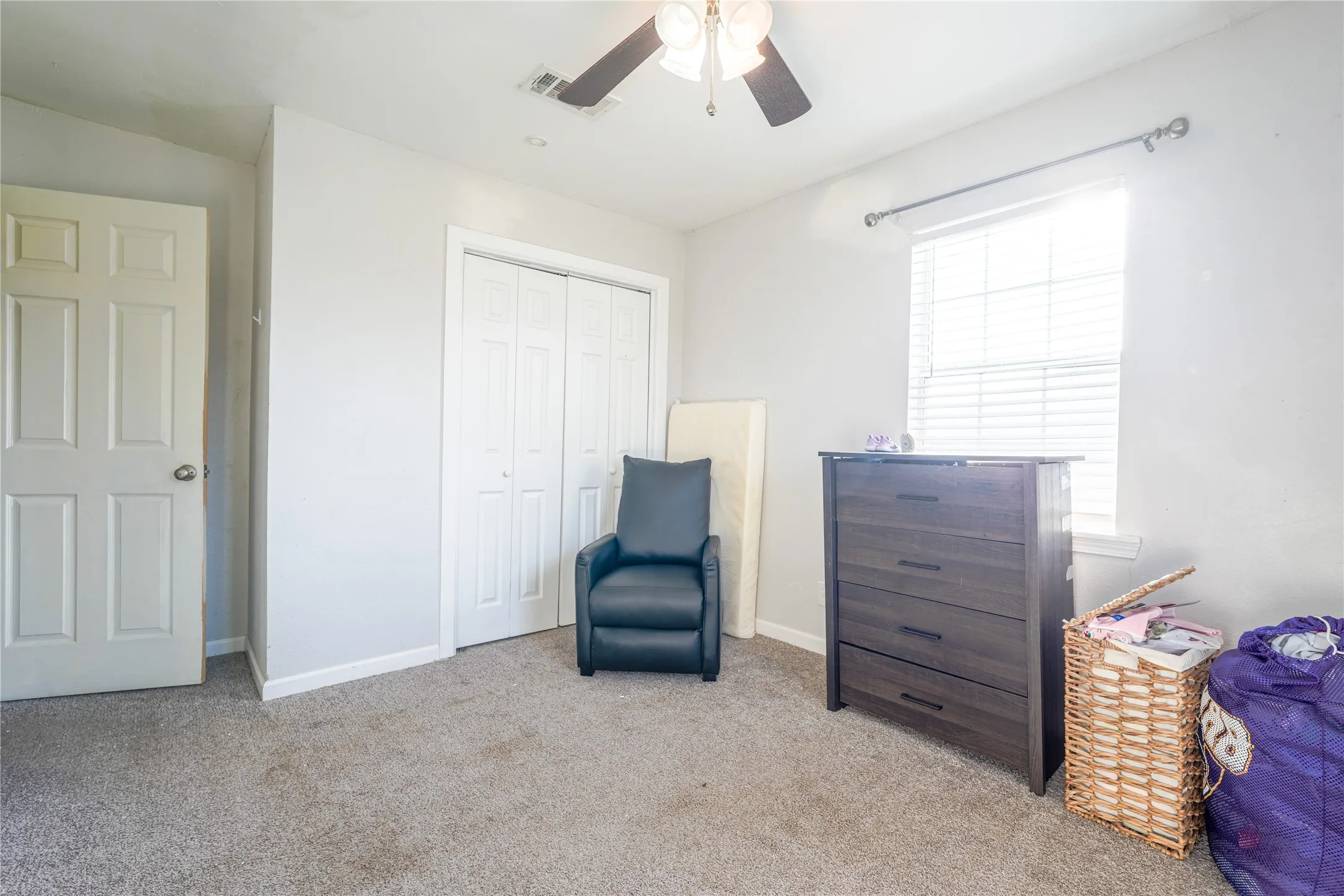 Single Family Residence For Sale in Mc Lennan County , 200 W Greenbriar Street, Robinson, Texas 76706, 3 Bedroom, 2 Bathroom, Garage spaces, 2,028 Sqft, built in 1950, Price $236,000, mls#21152778, Real Estate Agent in Robinson, Homes For Sale in Mc Lennan county, Homes For Sale in Robinson, Realtor in Robinson Texas, Real Estate Brokerage Independent Realty Texas, Luminita Cordes Realtor