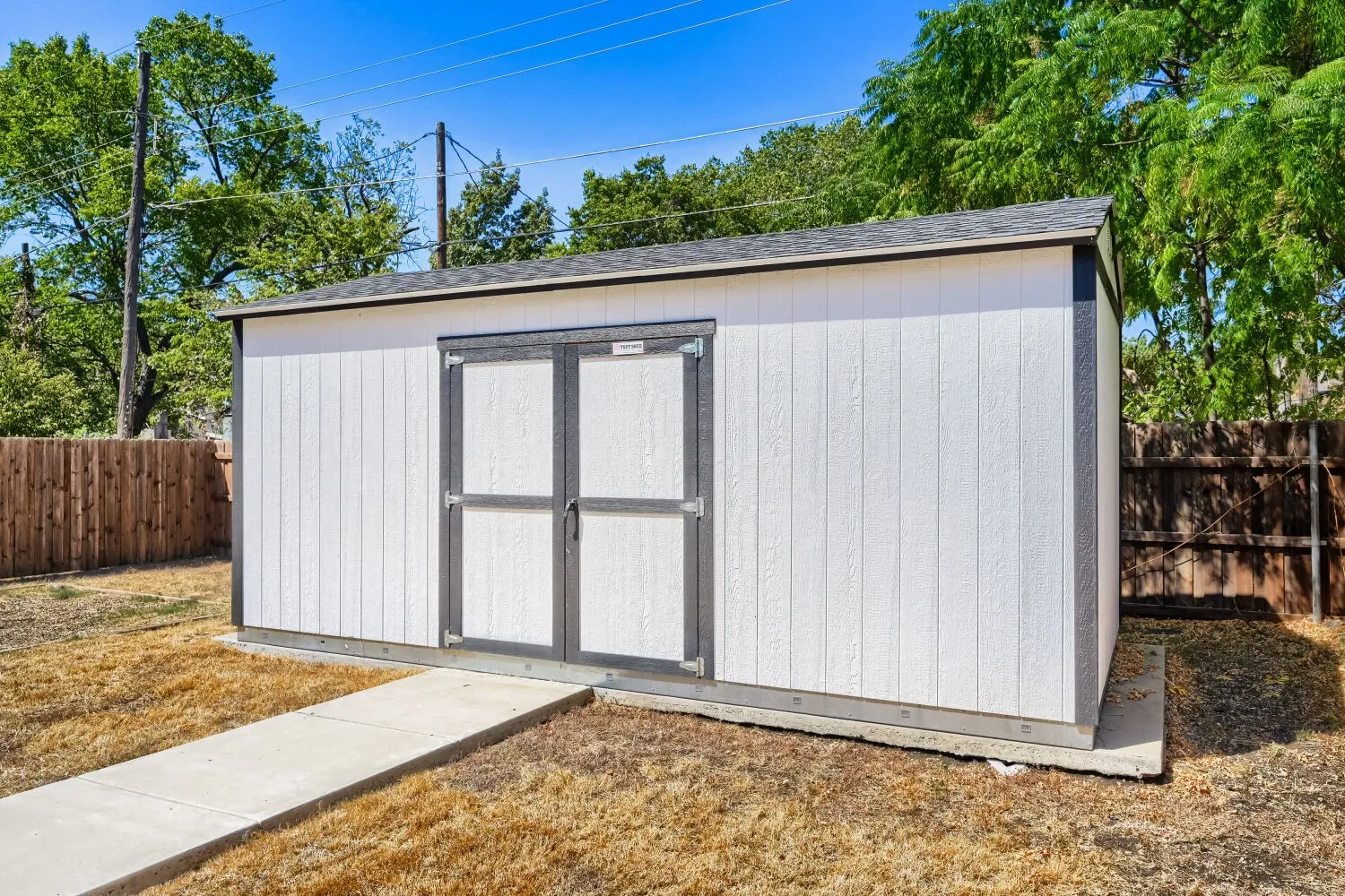 Single Family Residence For Sale in Dallas County , 713 S Willomet Avenue, Dallas, Texas 75208, 3 Bedroom, 2 Bathroom, Garage spaces, 1,612 Sqft, built in 2021, mls#21124878, Real Estate Agent in Dallas, Homes For Sale in Dallas county, Homes For Sale in Dallas, Realtor in Dallas Texas, Real Estate Brokerage Independent Realty Texas, Luminita Cordes Realtor