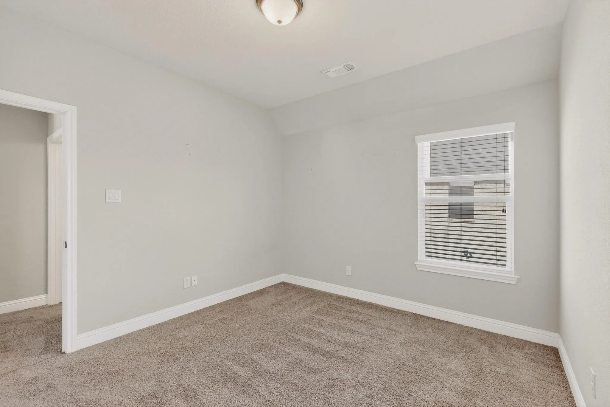 Single Family Residence For Sale in Tarrant County , 1025 Merion Drive, Fort Worth, Texas 76028, 4 Bedroom, 4 Bathroom, 2 Garage spaces, 3,675 Sqft, built in 2018, mls#21141806, Real Estate Agent in Fort Worth, Homes For Sale in Tarrant county, Homes For Sale in Fort Worth, Realtor in Fort Worth Texas, Real Estate Brokerage Independent Realty Texas, Luminita Cordes Realtor