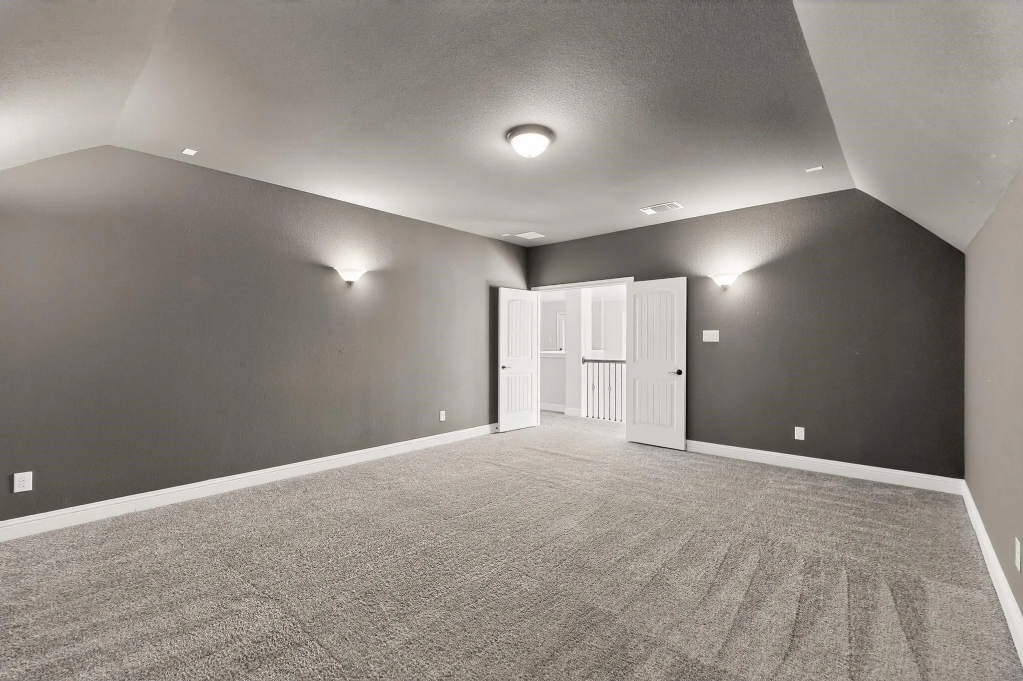 Single Family Residence For Sale in Tarrant County , 1025 Merion Drive, Fort Worth, Texas 76028, 4 Bedroom, 4 Bathroom, 2 Garage spaces, 3,675 Sqft, built in 2018, mls#21141806, Real Estate Agent in Fort Worth, Homes For Sale in Tarrant county, Homes For Sale in Fort Worth, Realtor in Fort Worth Texas, Real Estate Brokerage Independent Realty Texas, Luminita Cordes Realtor