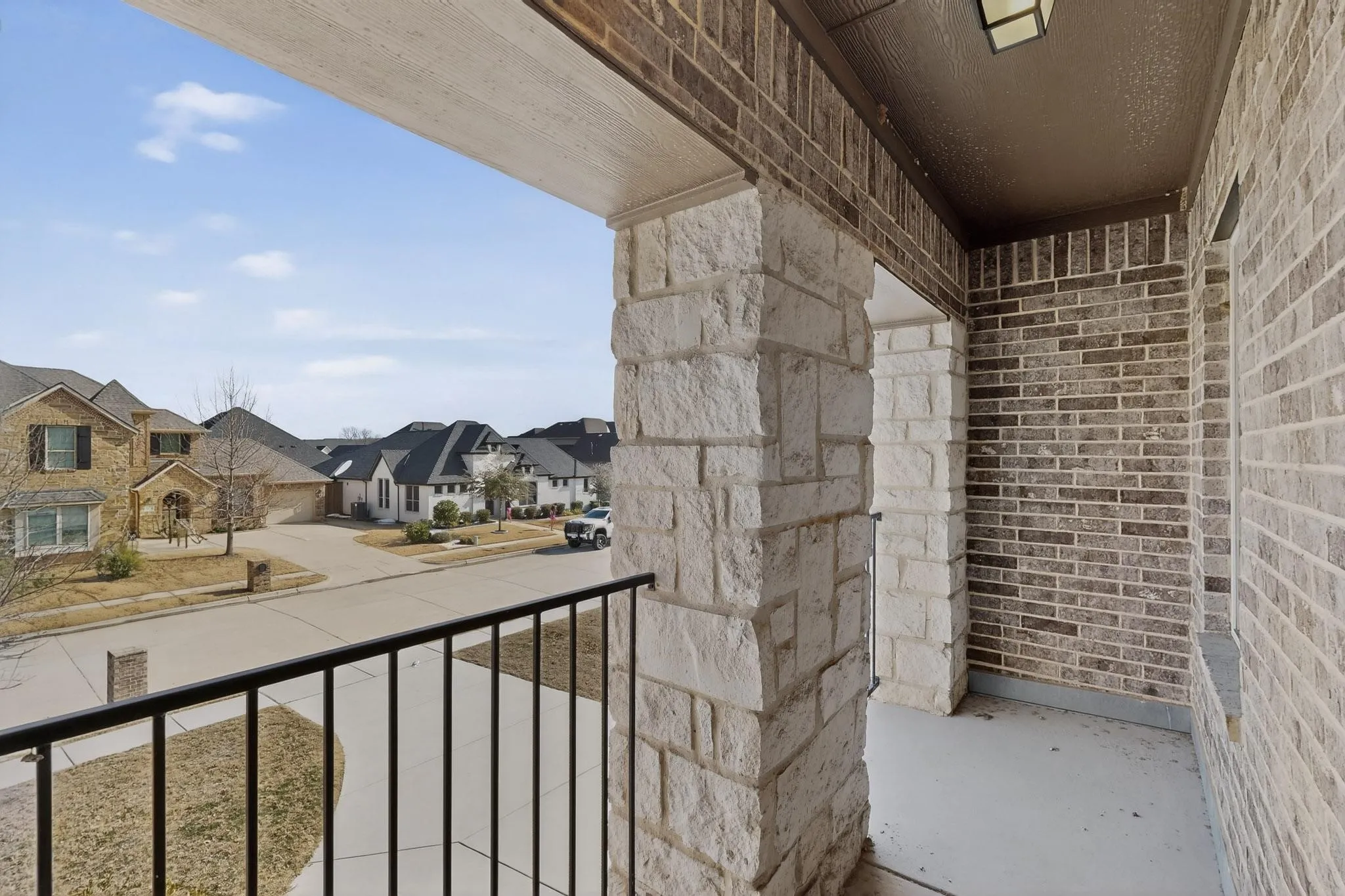 Single Family Residence For Sale in Tarrant County , 1025 Merion Drive, Fort Worth, Texas 76028, 4 Bedroom, 4 Bathroom, 2 Garage spaces, 3,675 Sqft, built in 2018, mls#21141806, Real Estate Agent in Fort Worth, Homes For Sale in Tarrant county, Homes For Sale in Fort Worth, Realtor in Fort Worth Texas, Real Estate Brokerage Independent Realty Texas, Luminita Cordes Realtor