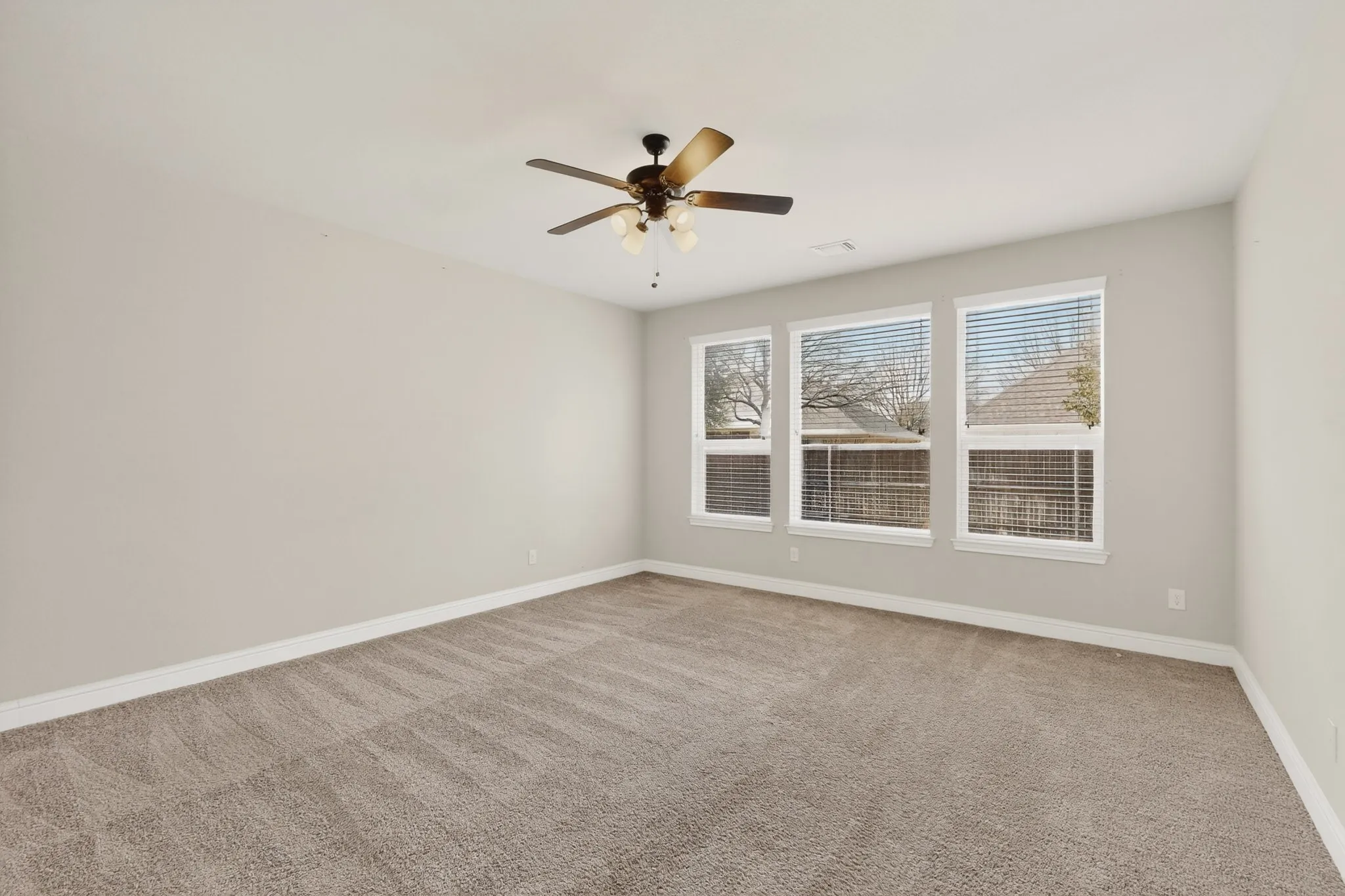 Single Family Residence For Sale in Tarrant County , 1025 Merion Drive, Fort Worth, Texas 76028, 4 Bedroom, 4 Bathroom, 2 Garage spaces, 3,675 Sqft, built in 2018, mls#21141806, Real Estate Agent in Fort Worth, Homes For Sale in Tarrant county, Homes For Sale in Fort Worth, Realtor in Fort Worth Texas, Real Estate Brokerage Independent Realty Texas, Luminita Cordes Realtor