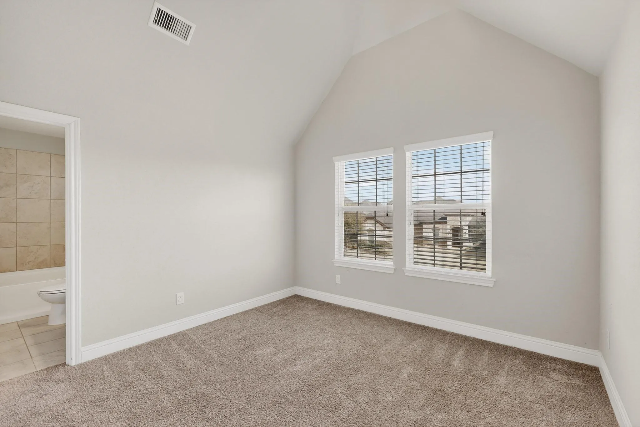 Single Family Residence For Sale in Tarrant County , 1025 Merion Drive, Fort Worth, Texas 76028, 4 Bedroom, 4 Bathroom, 2 Garage spaces, 3,675 Sqft, built in 2018, mls#21141806, Real Estate Agent in Fort Worth, Homes For Sale in Tarrant county, Homes For Sale in Fort Worth, Realtor in Fort Worth Texas, Real Estate Brokerage Independent Realty Texas, Luminita Cordes Realtor